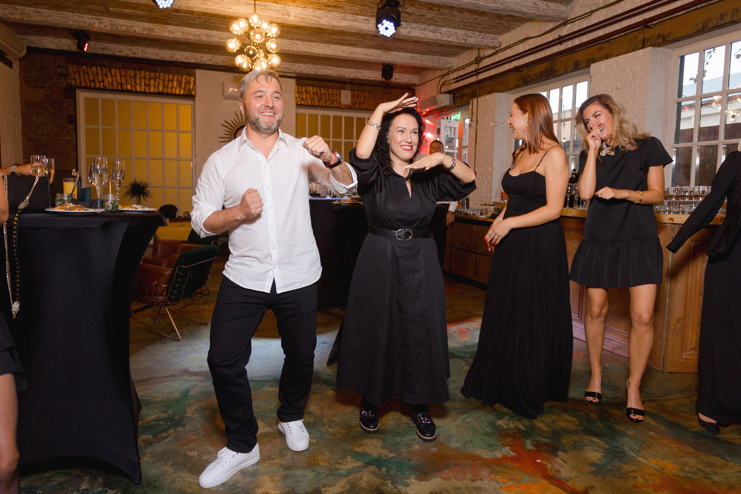 Юбилей Марины (35 лет). Вова Петров