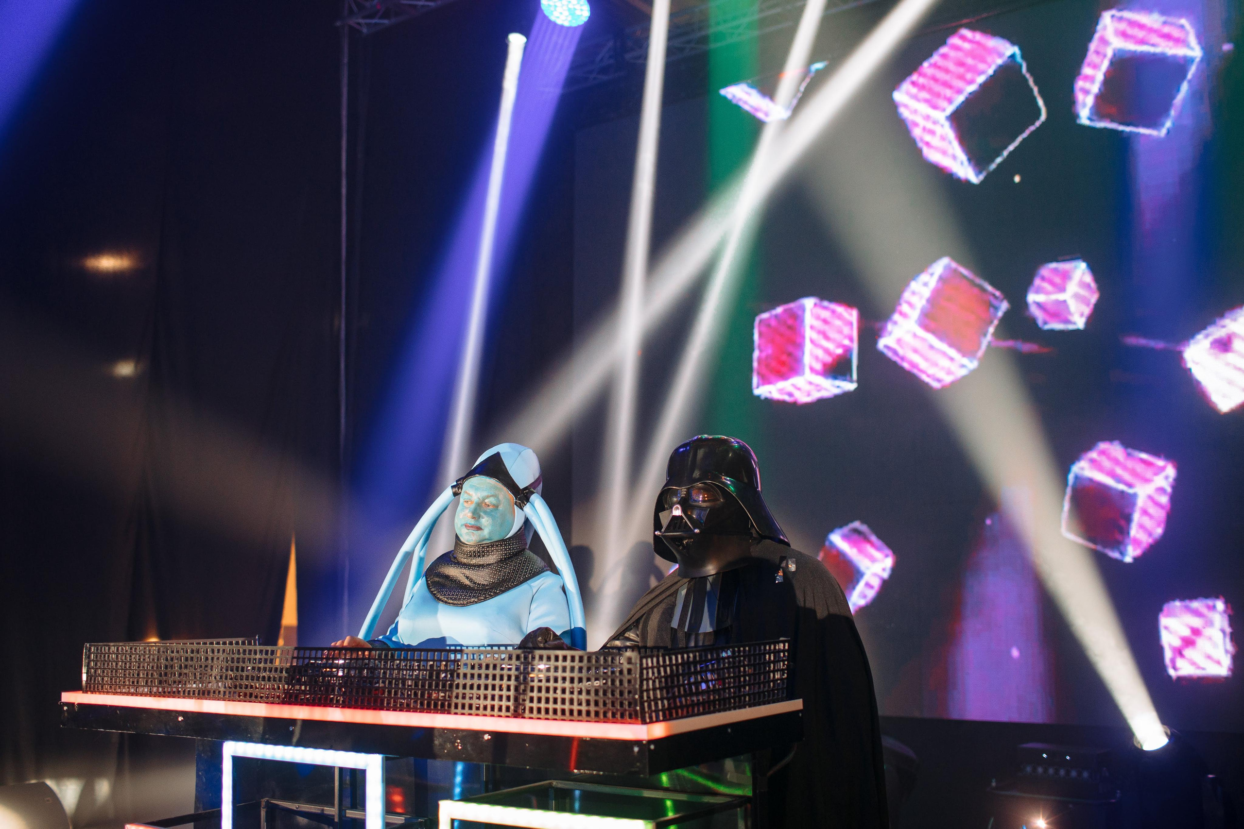 Корпоратив JET. Вова Петров