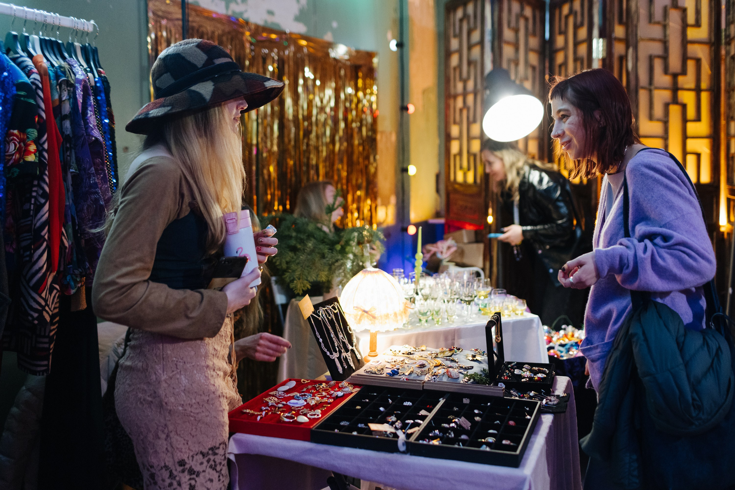 24–25 декабря 2022 в пространстве ПОЛЕ / День 1. Фотоотчеты «Ламбада-маркета»