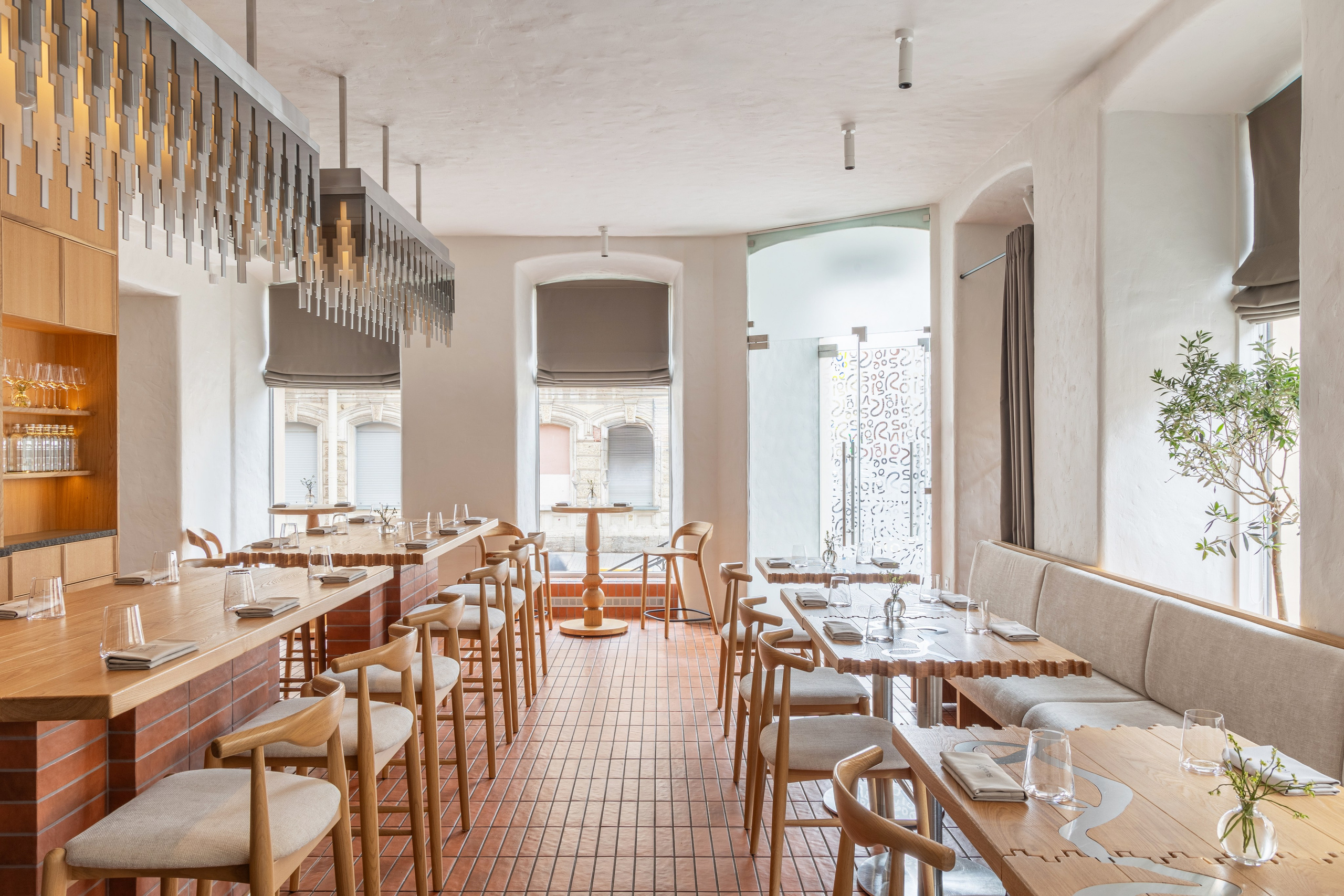 Интерьерная фотосъемка ресторана в Санкт-Петербурге. Интерьерный фотограф в Нижнем Новгороде и Москве Владимир Гудков