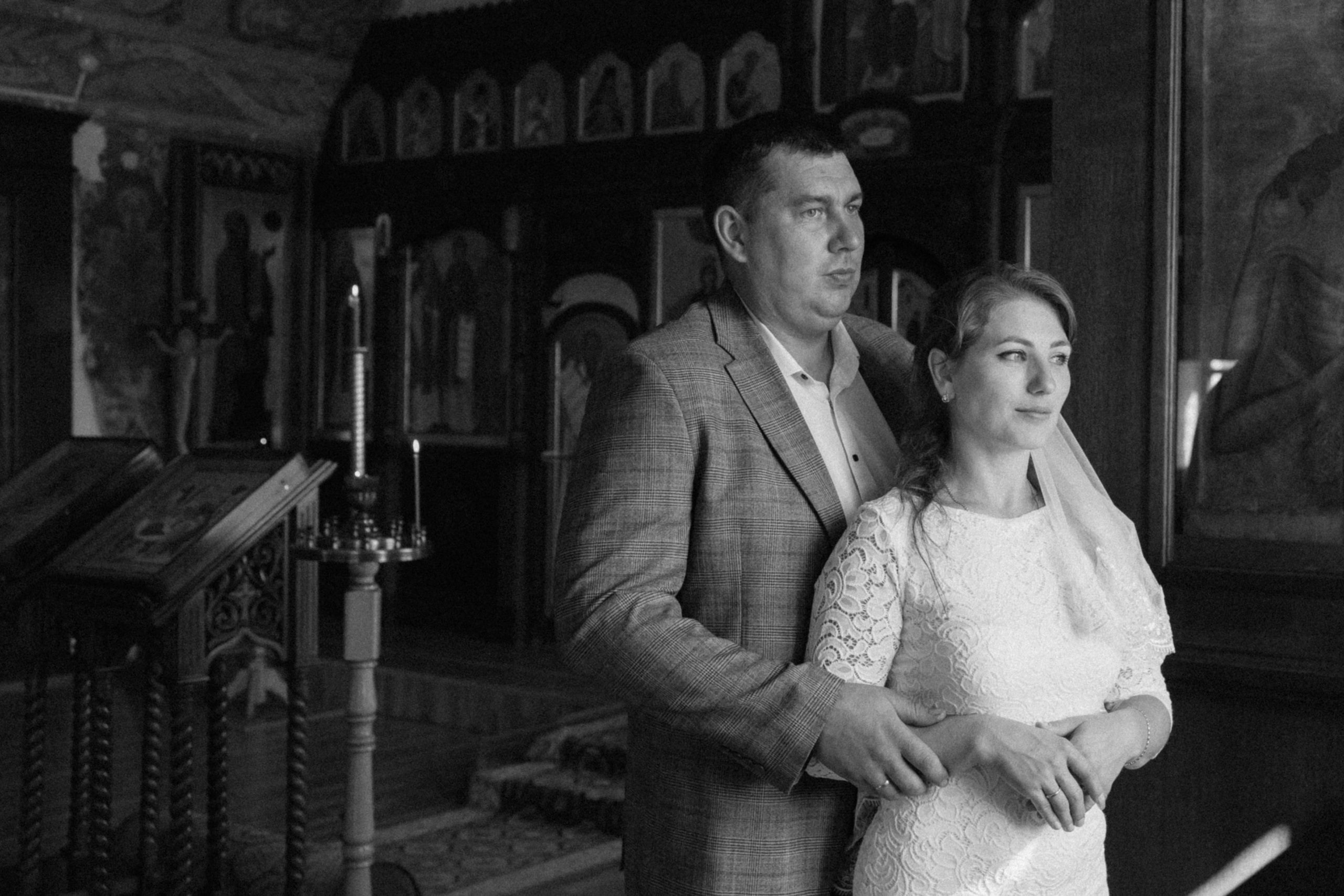 Анастасия и Сергей. Церковь Усекновения главы Иоанна Предтечи при Архиерейском доме. Семейный фотограф в Рязани и Рязанской области