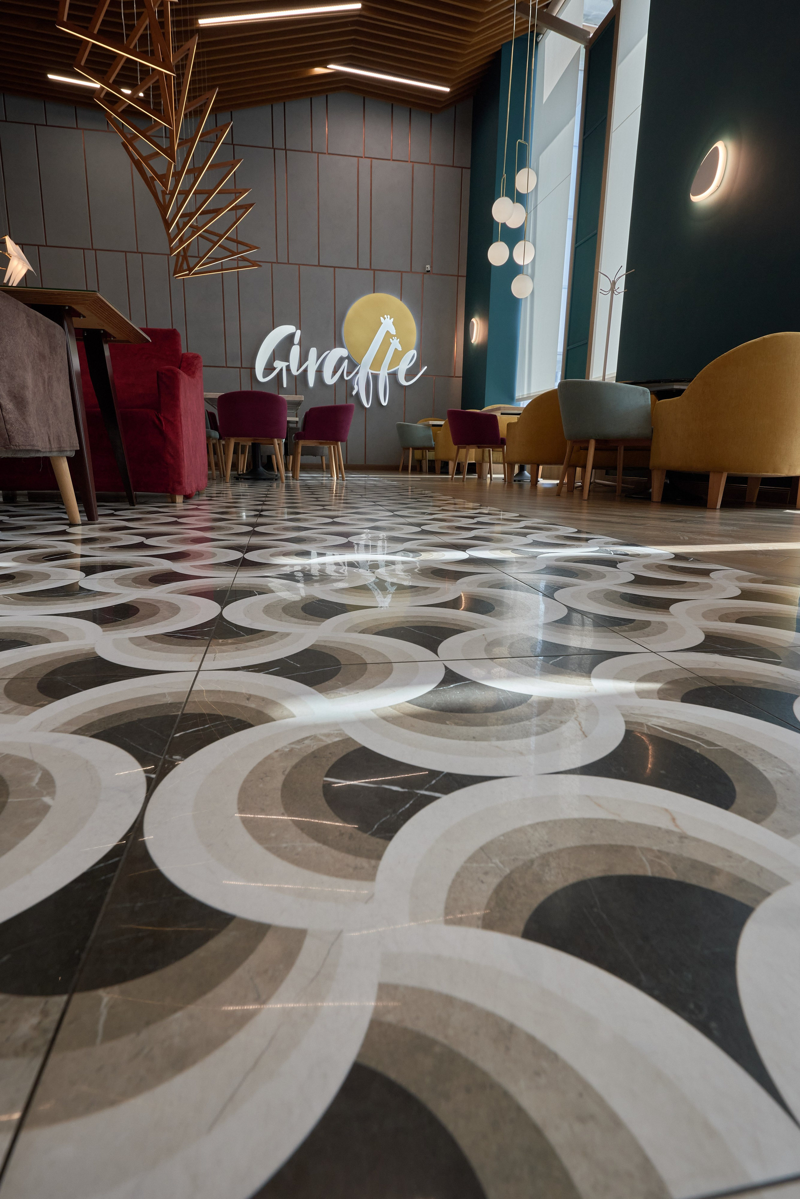 Ресторан Жираф, Костанай (Казахстан). Абросимов Лев интерьерный и архитектурный фотограф