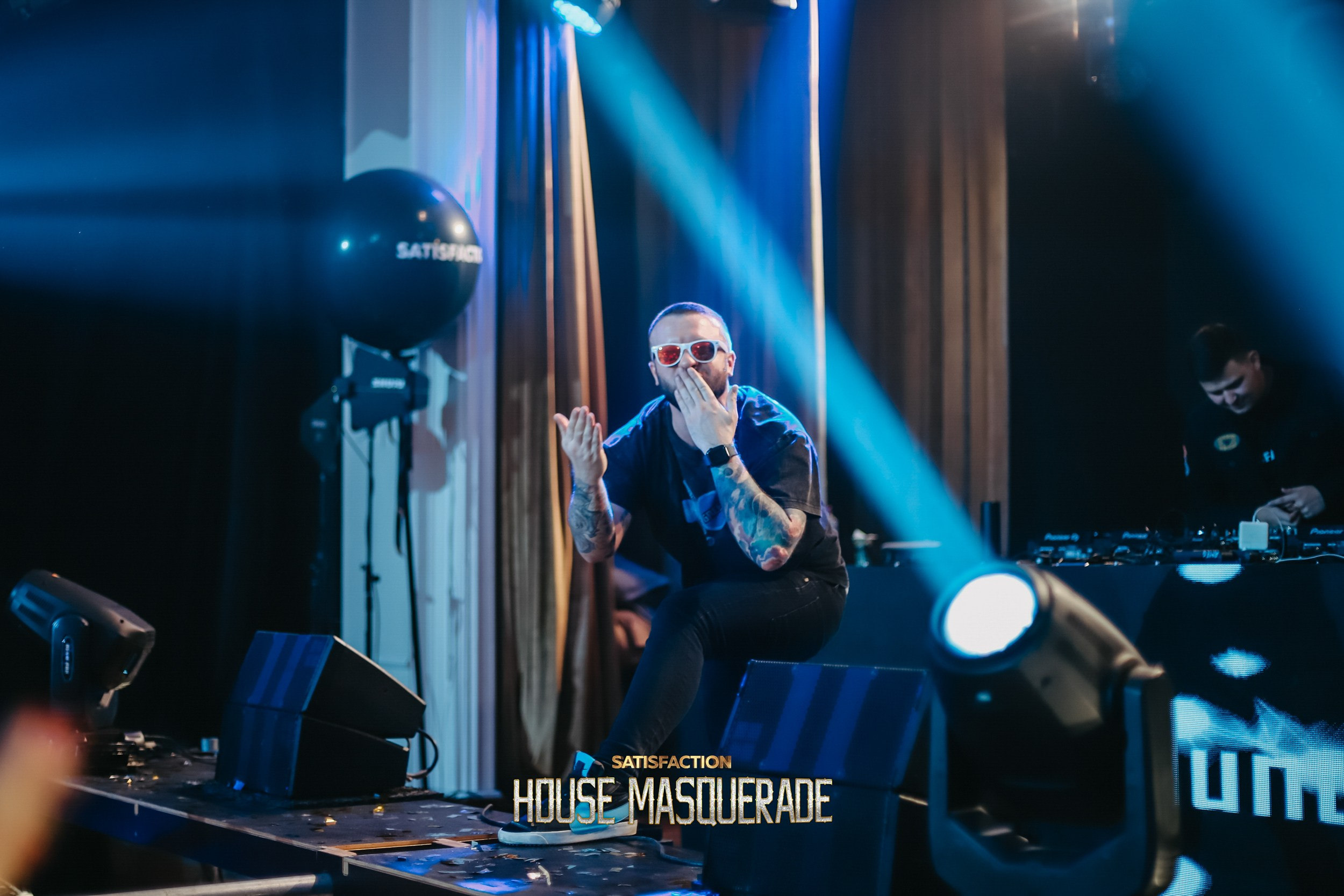 SATISFACTION HOUSE MASQUERADE. ГЛАВНАЯ