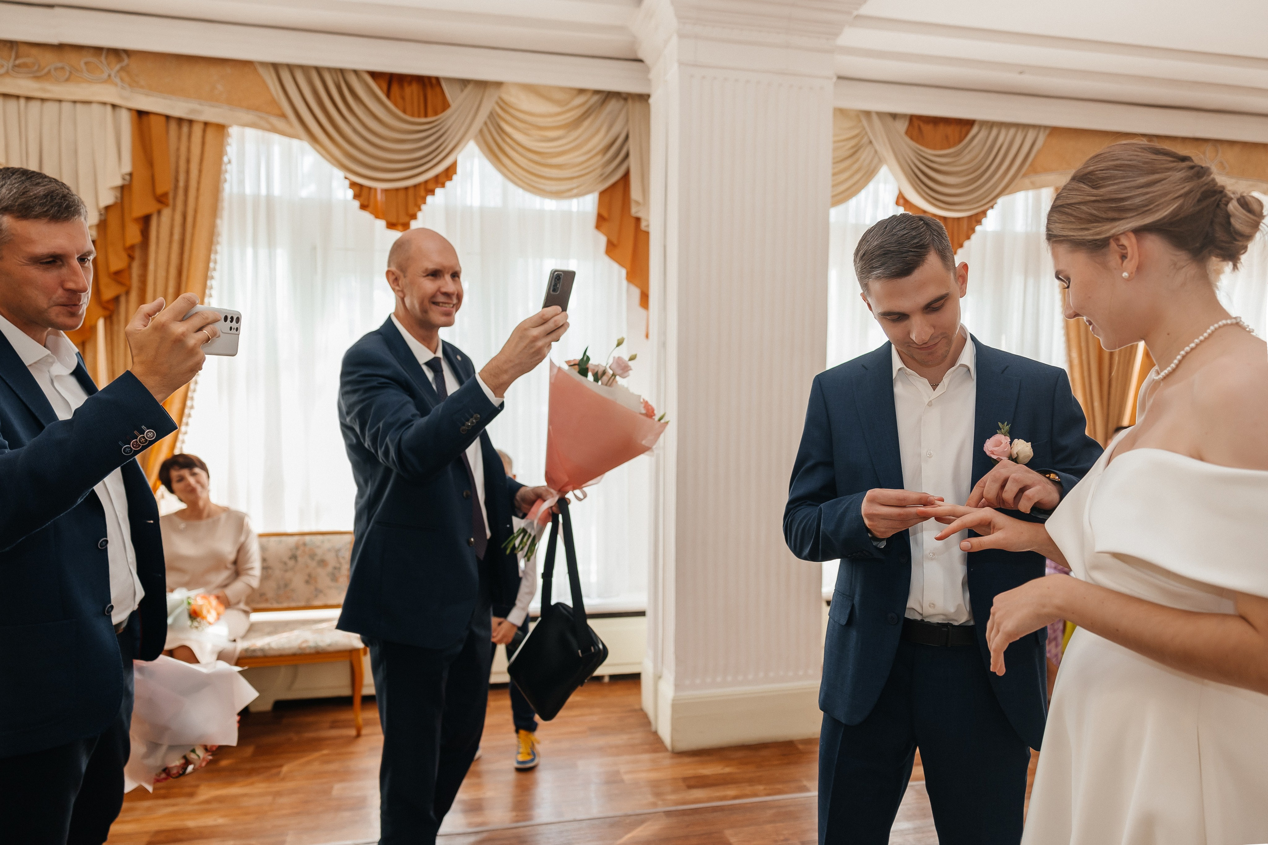 Александр и Ангелина (полный день). Фотограф свадебный семейный в Красноярске Шукшина Наталья