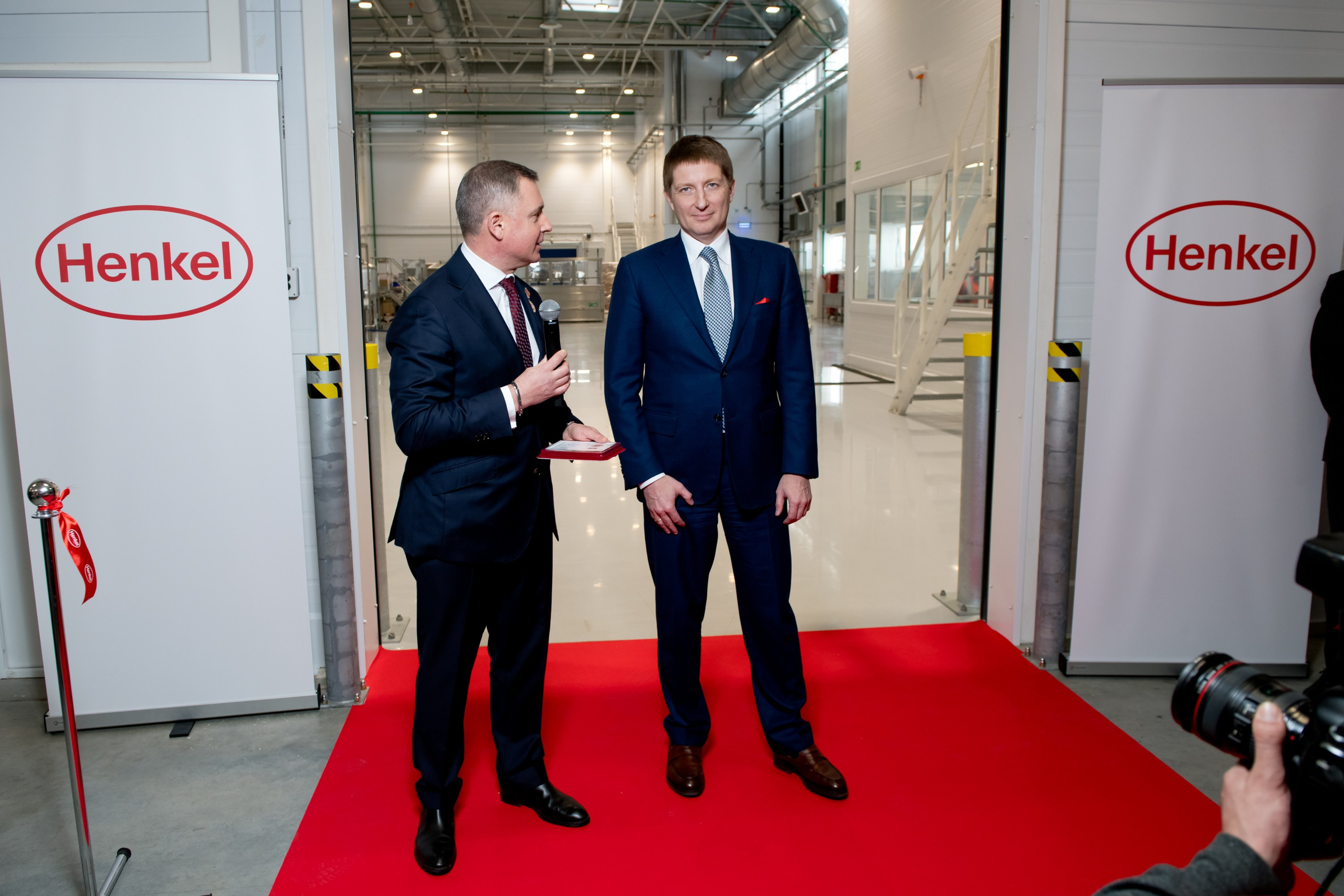 Открытие завода Henkel в Ногинске. Репортажный фотограф и видеограф Слава Думчев. Тимбилдинги, отчетники, корпоративы