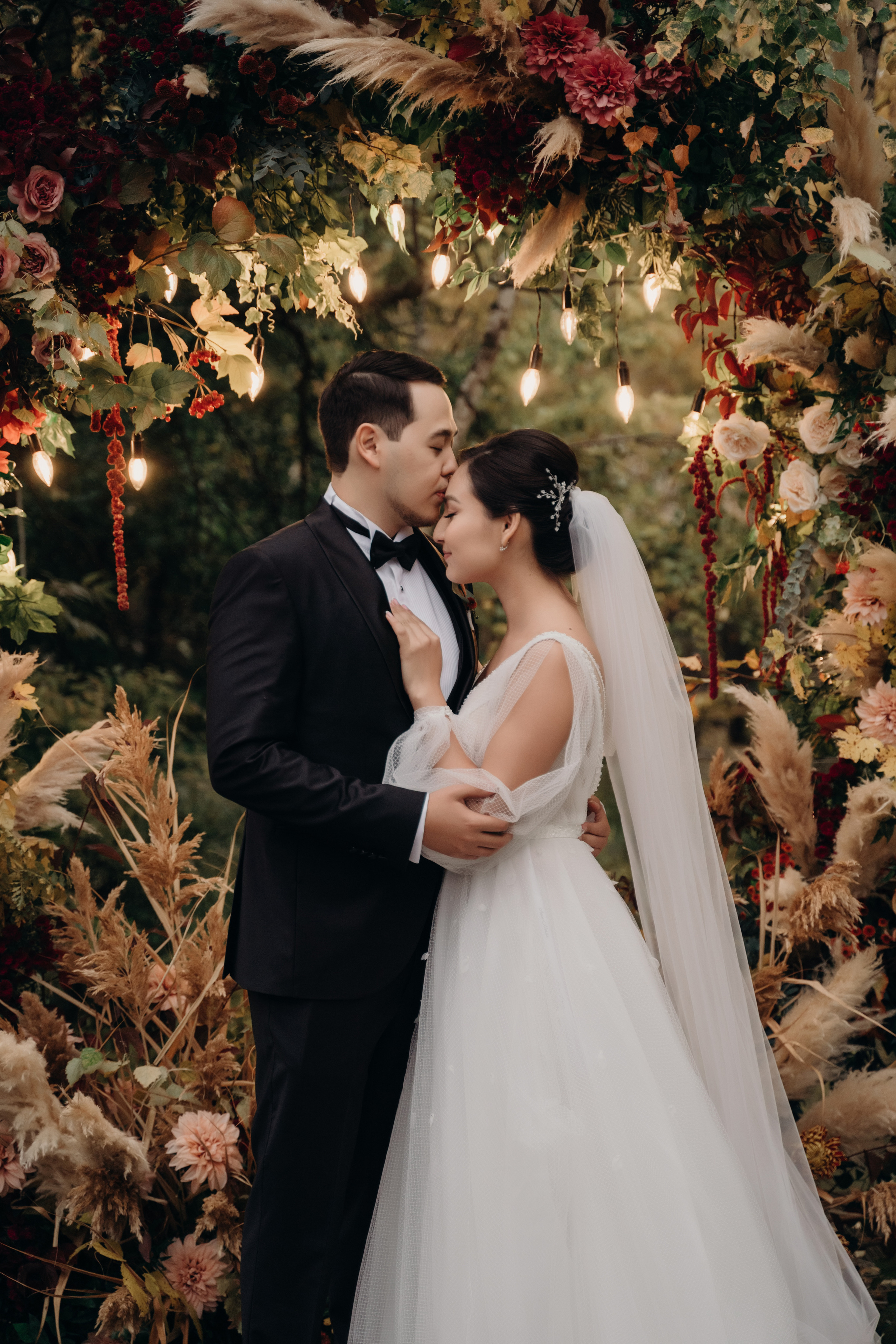 Дулат и Мадина. Свадебный фотограф Алматы и Астана