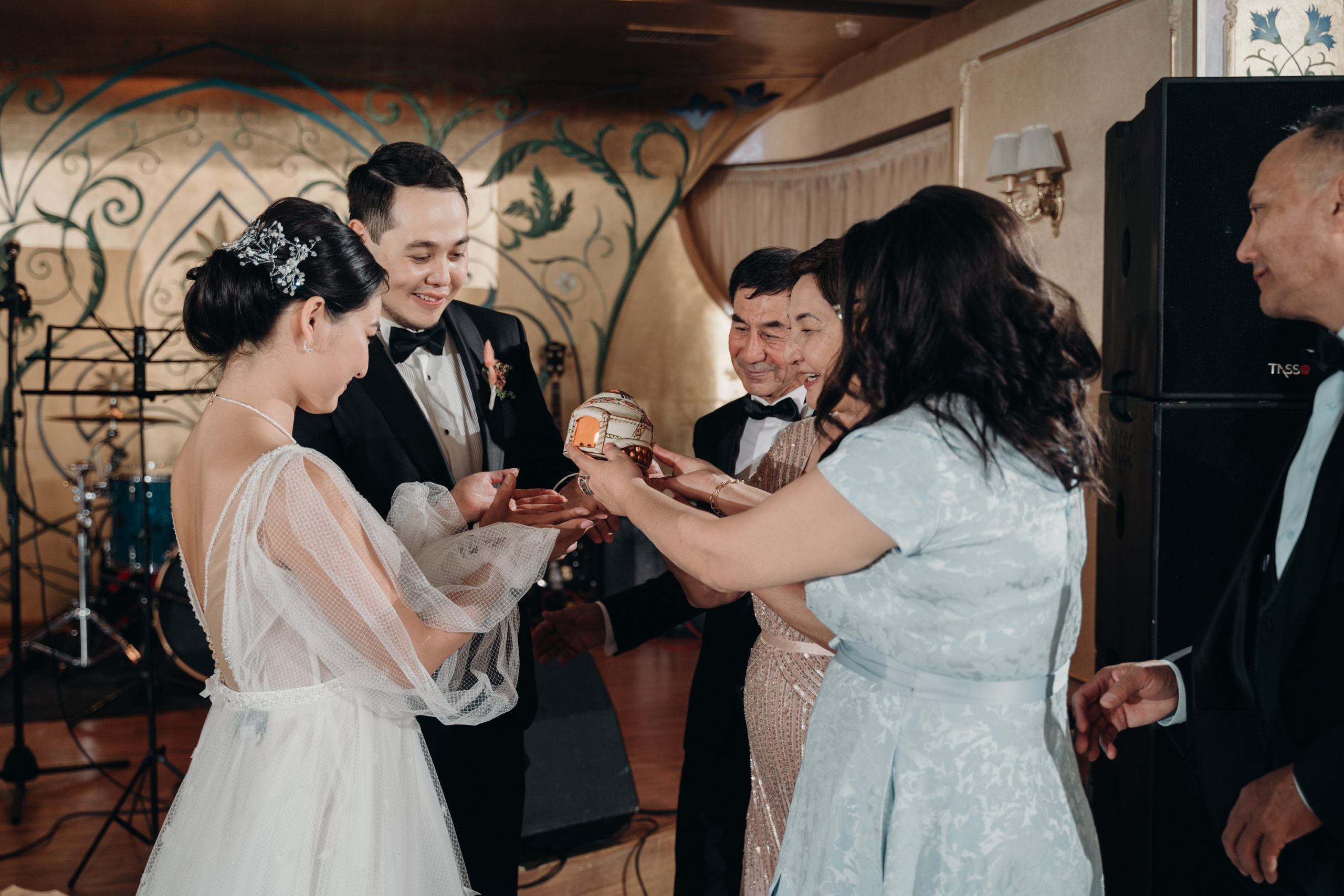 Дулат и Мадина. Свадебный фотограф Алматы и Астана