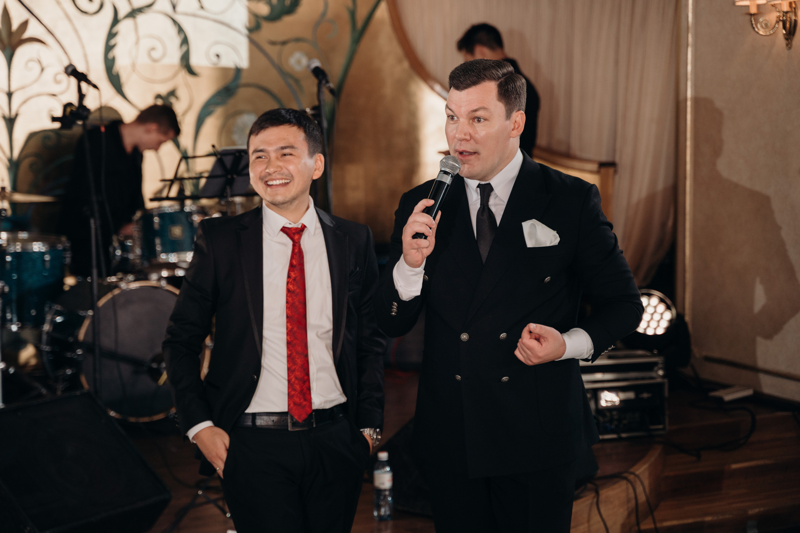 Дулат и Мадина. Свадебный фотограф Алматы и Астана