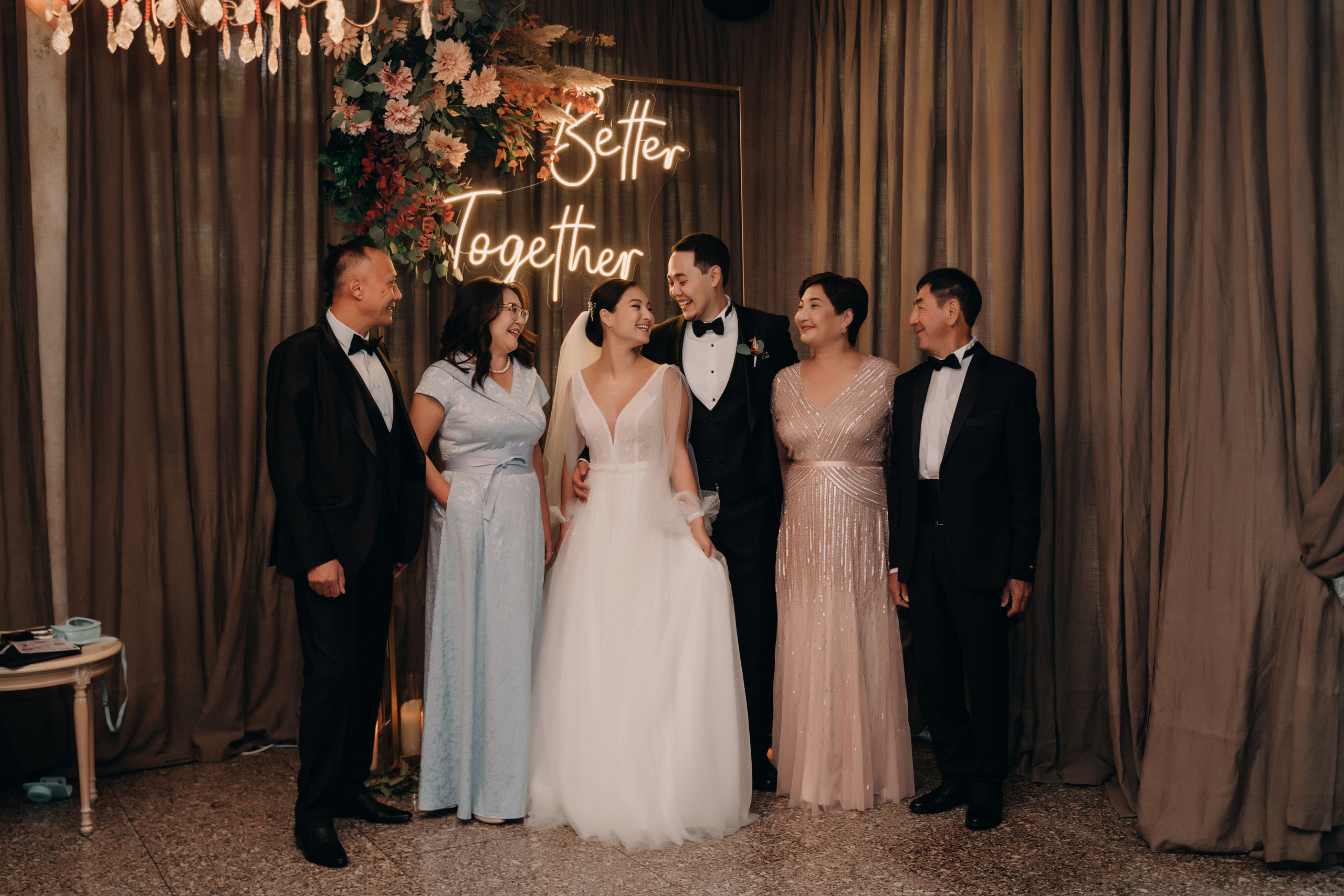 Дулат и Мадина. Свадебный фотограф Алматы и Астана