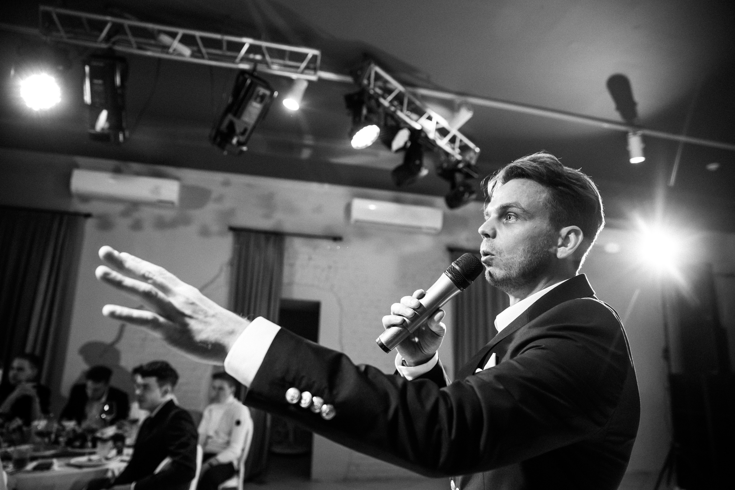 2023-06-23 Выпускной МБОУ СОШ № 10. Фотограф в Красноярске