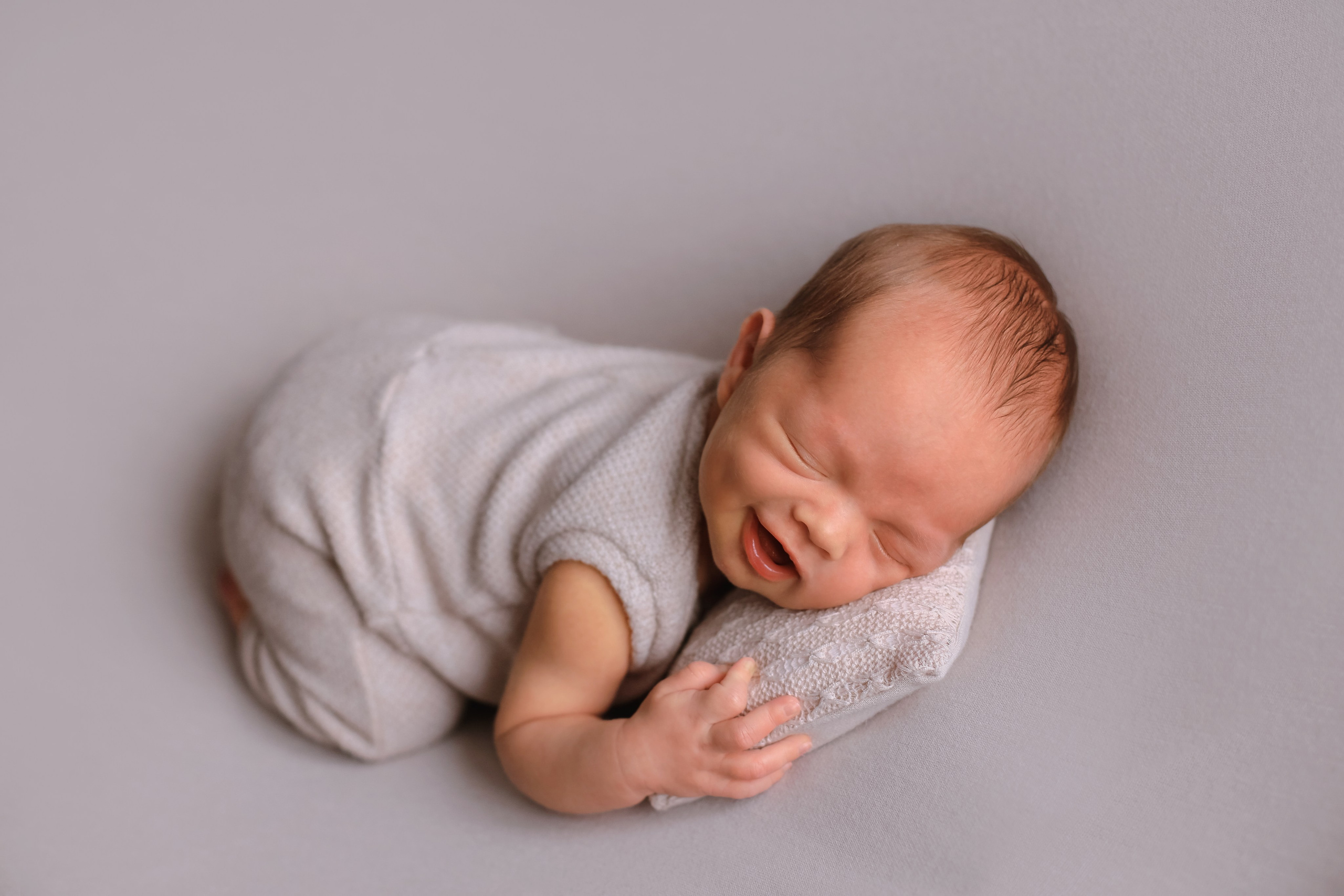 Семейный фотограф и фотограф новорожденных в Санкт-Петербурге Алина Фе