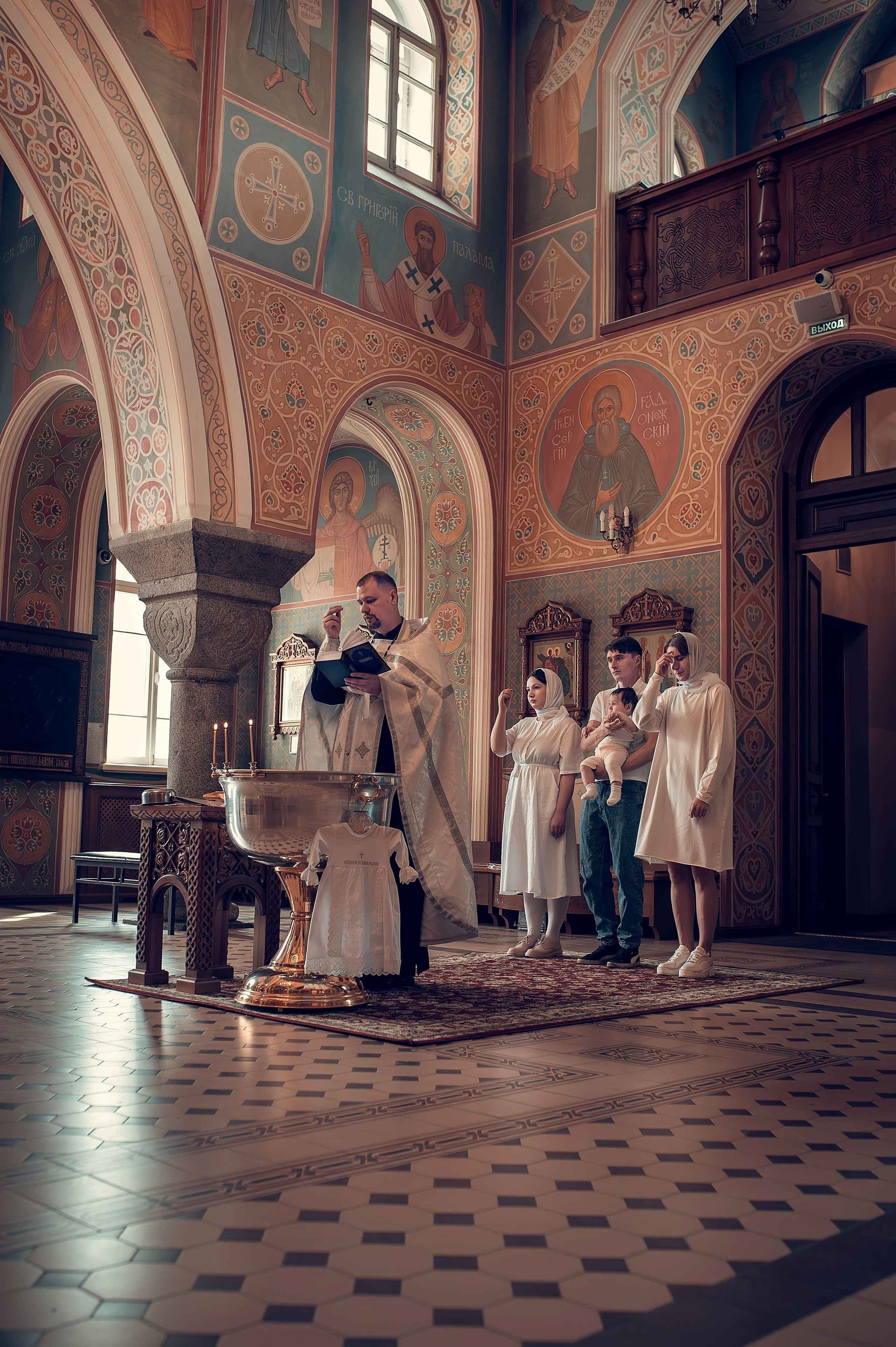 Крещение Красноярск. Фотографы крещения/венчания  Красноярск Татьяна и Вячеслав Переваловы
