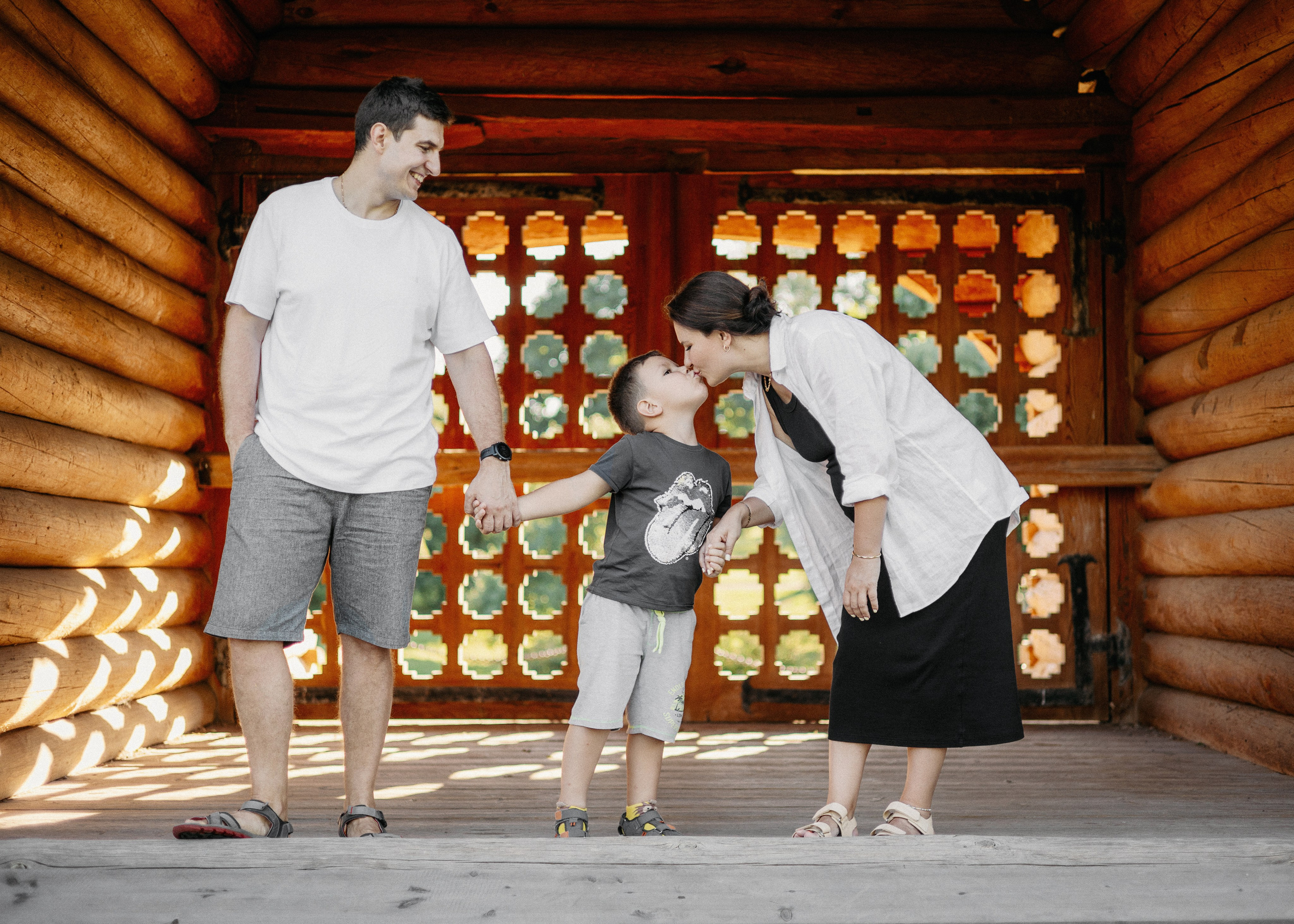 Семейная фотосессия в парке Коломенское. Портретный и семейный фотограф в Москве Мария Рослякова