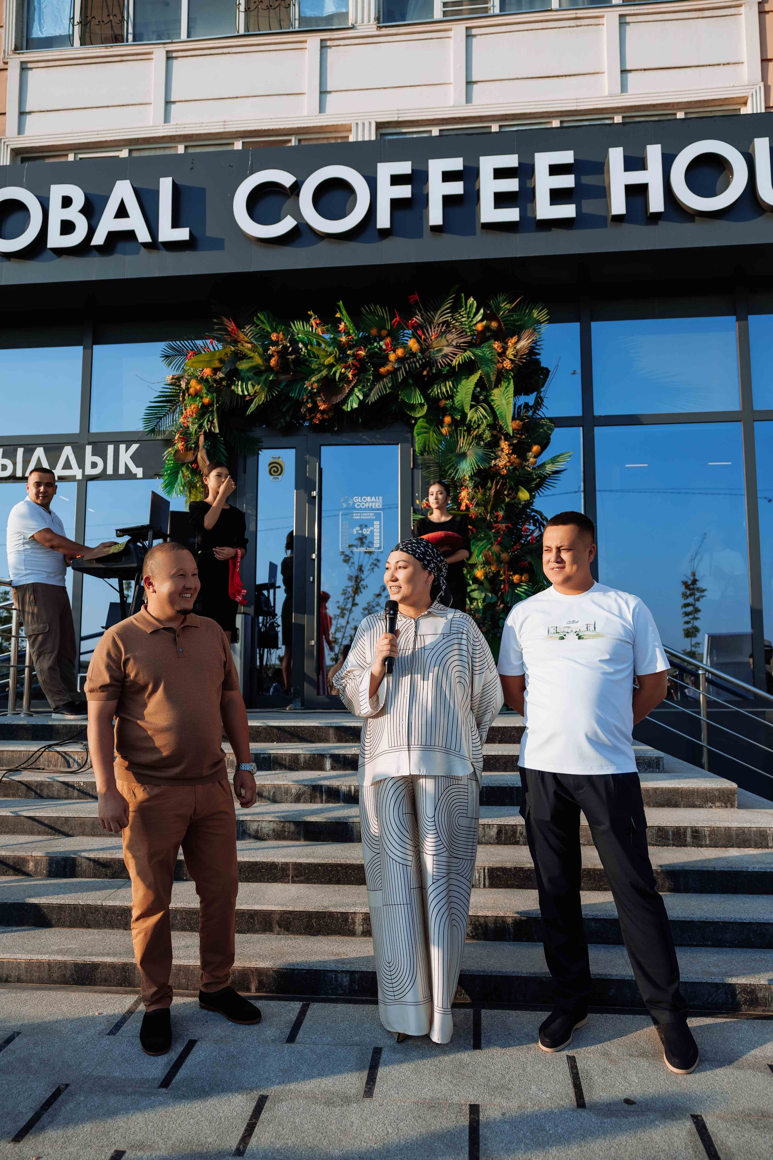 Global Coffee House|мкр Туран-2,38А. Кипятком Шымкент