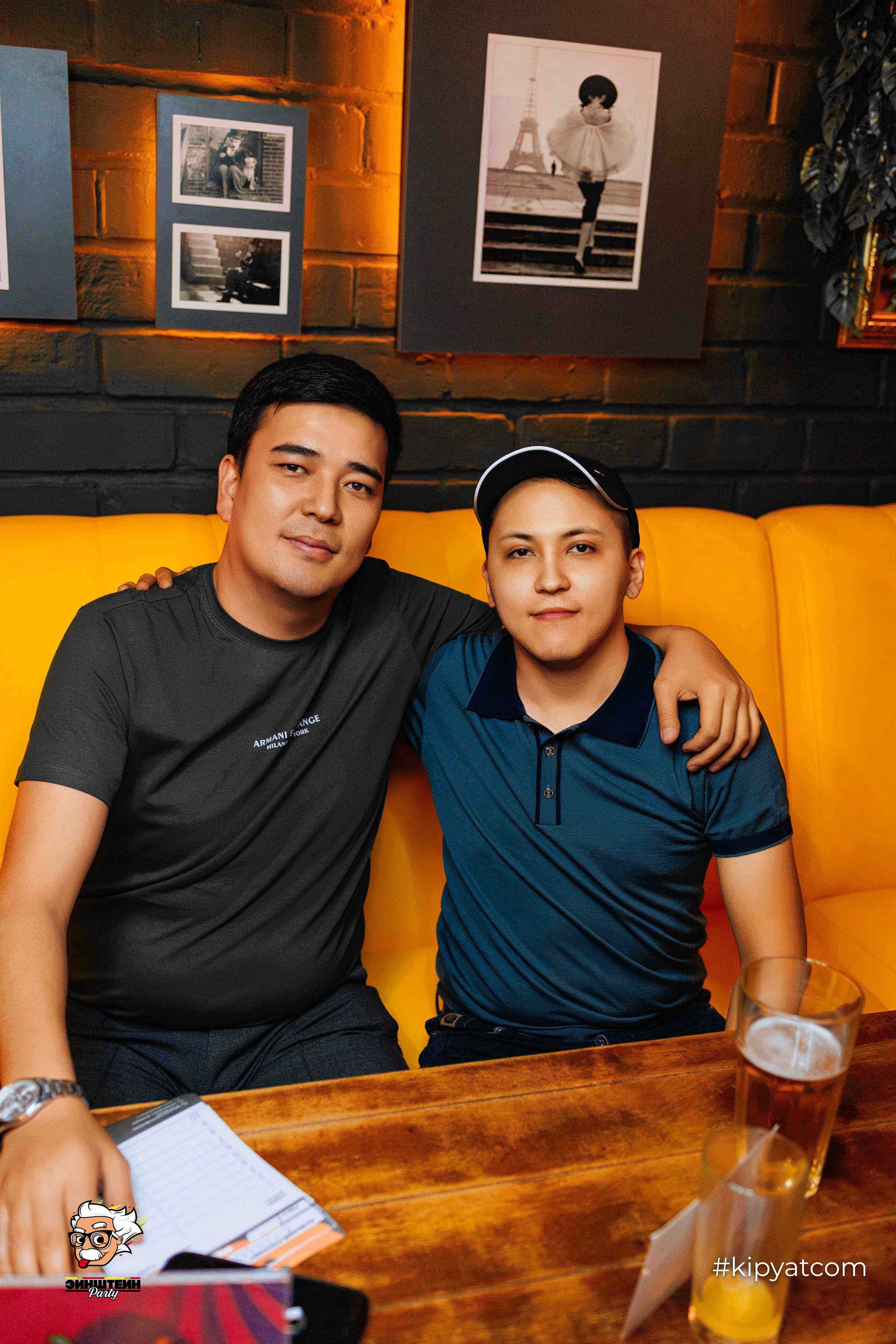 Эйнштейн Party