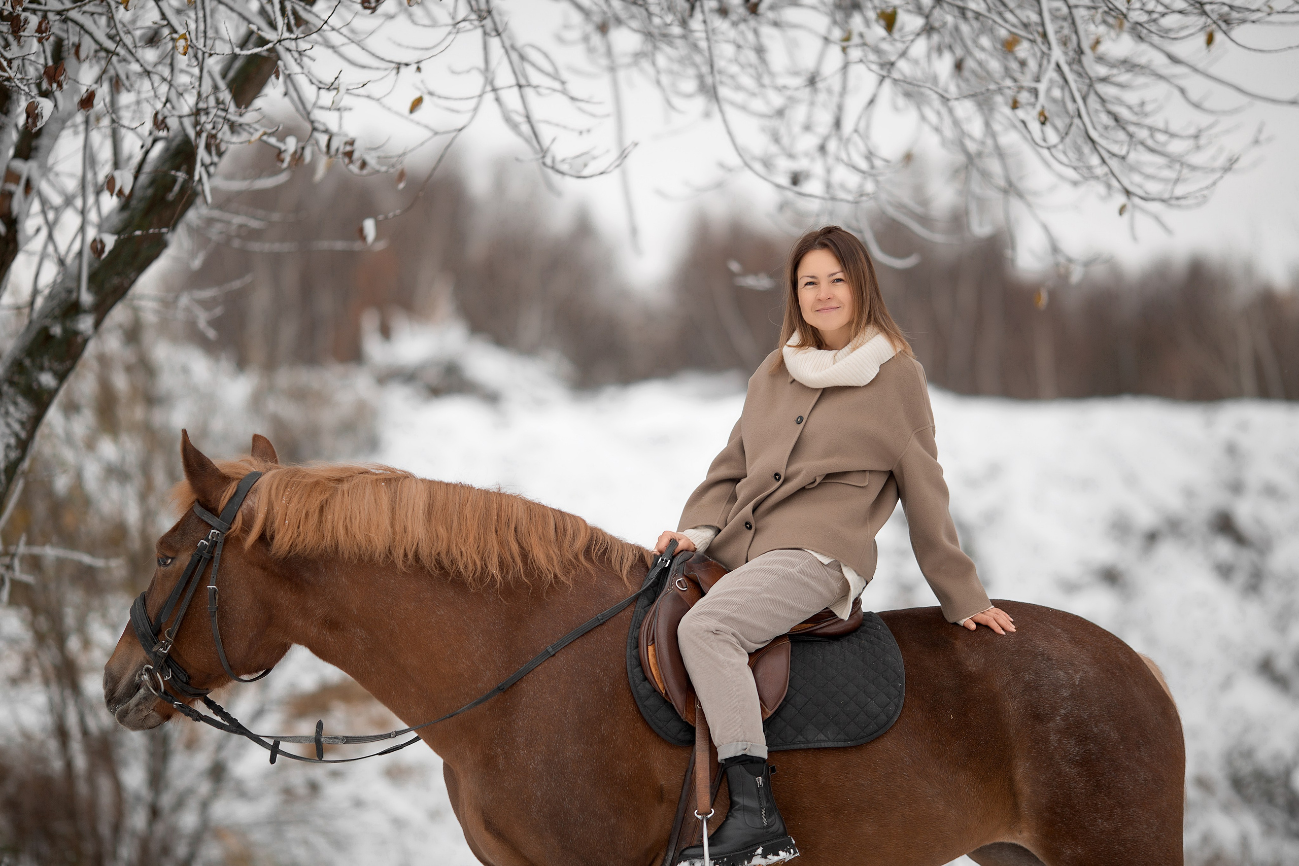 Екатерина и Радуга. Фотосессия с лошадьми в Нижнем Новгороде