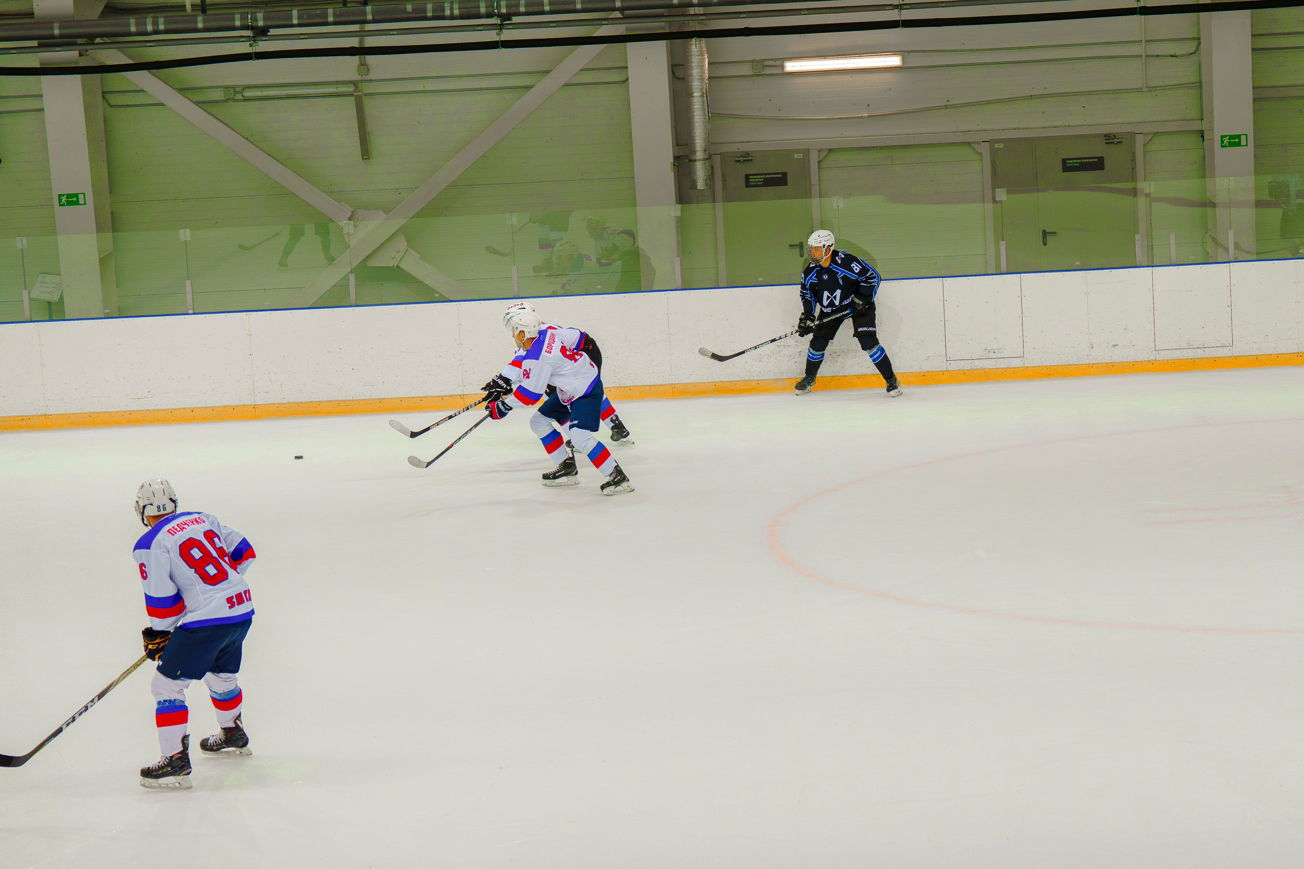 Фотосъемка хоккейных матчей в Сочи. Фотограф видеограф Геннадий Янбаев в Сочи, Краснодаре