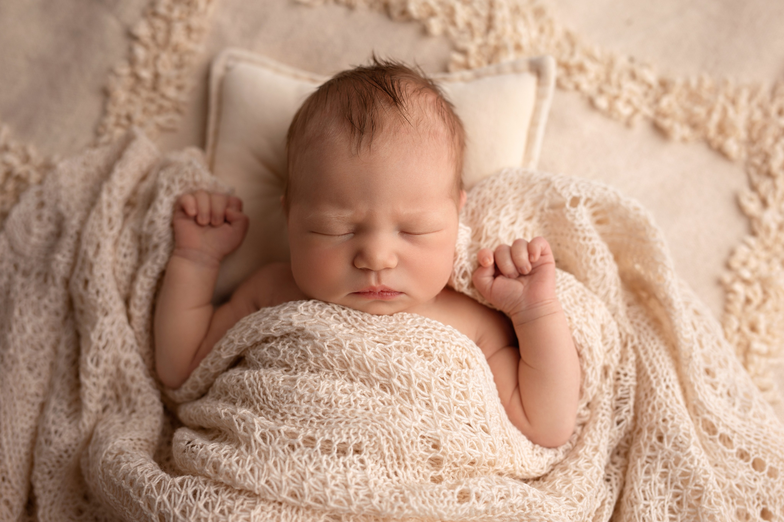 НОВОРОЖДЁННЫЕ. Фотограф новорожденных ньюборн в Новосибирске