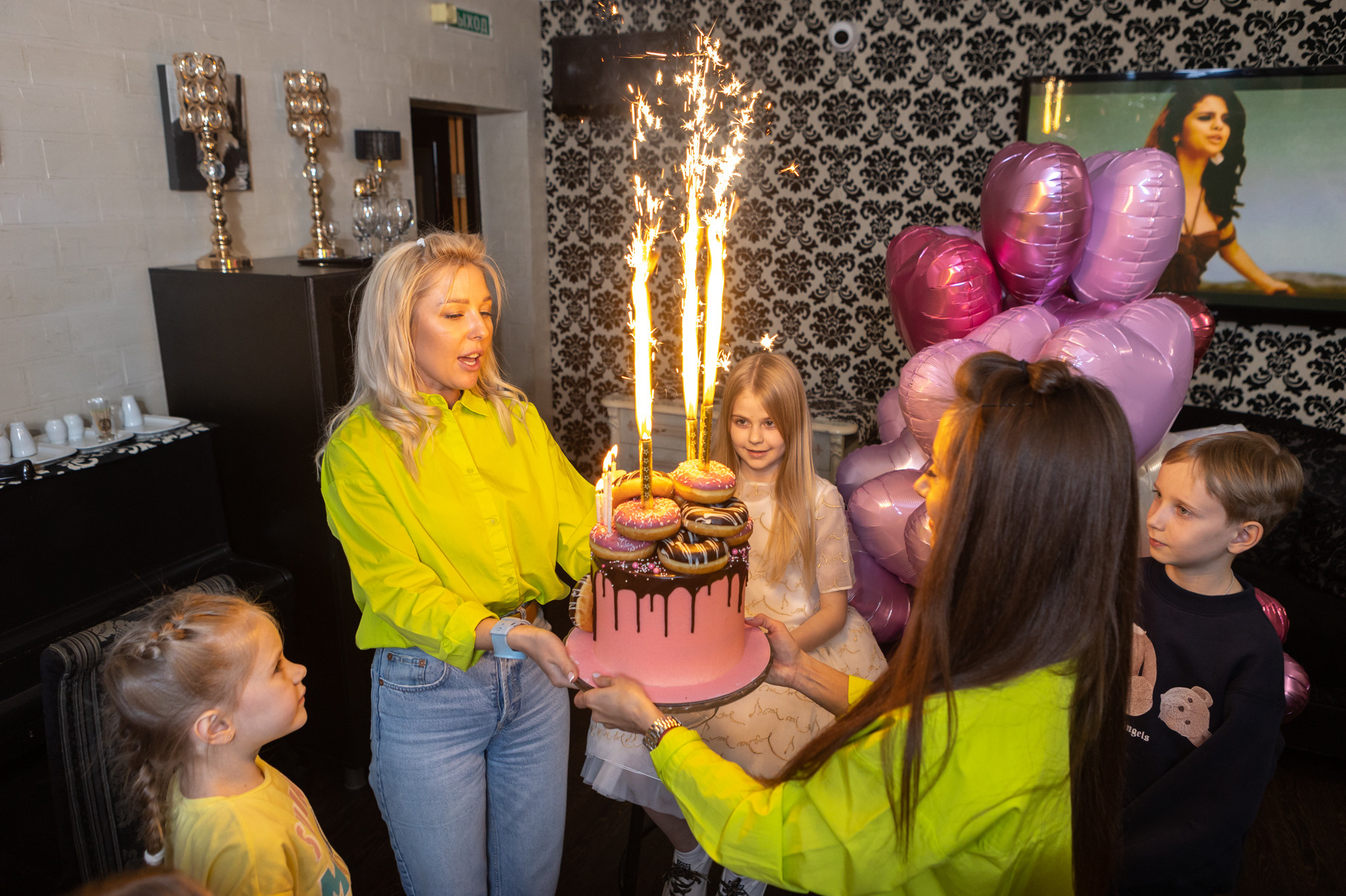 День Рождения в Incontro. Фотограф в Оренбурге. Профессиональный фотограф