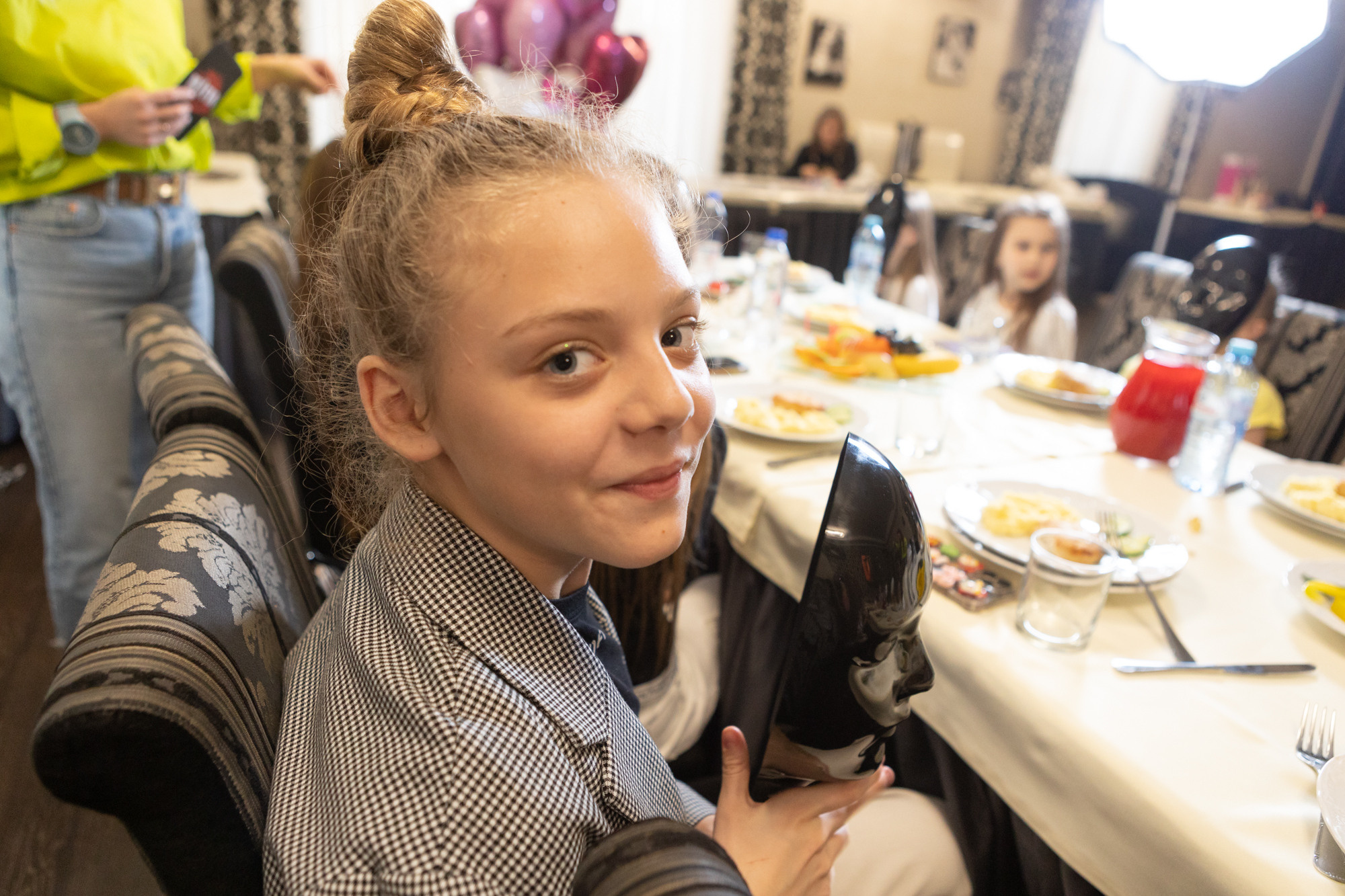 День Рождения в Incontro. Фотограф в Оренбурге. Профессиональный фотограф