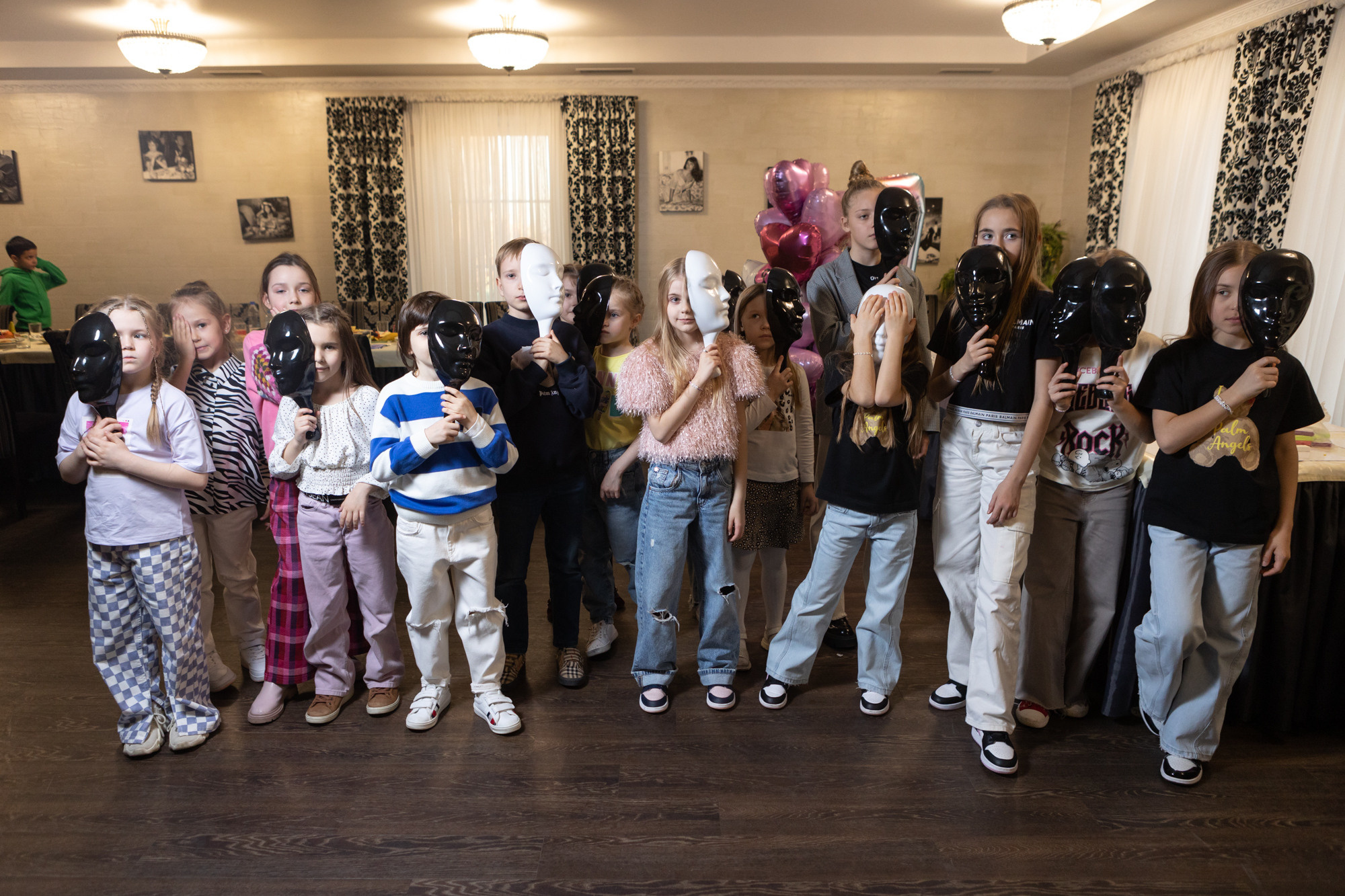 День Рождения в Incontro. Фотограф в Оренбурге. Профессиональный фотограф