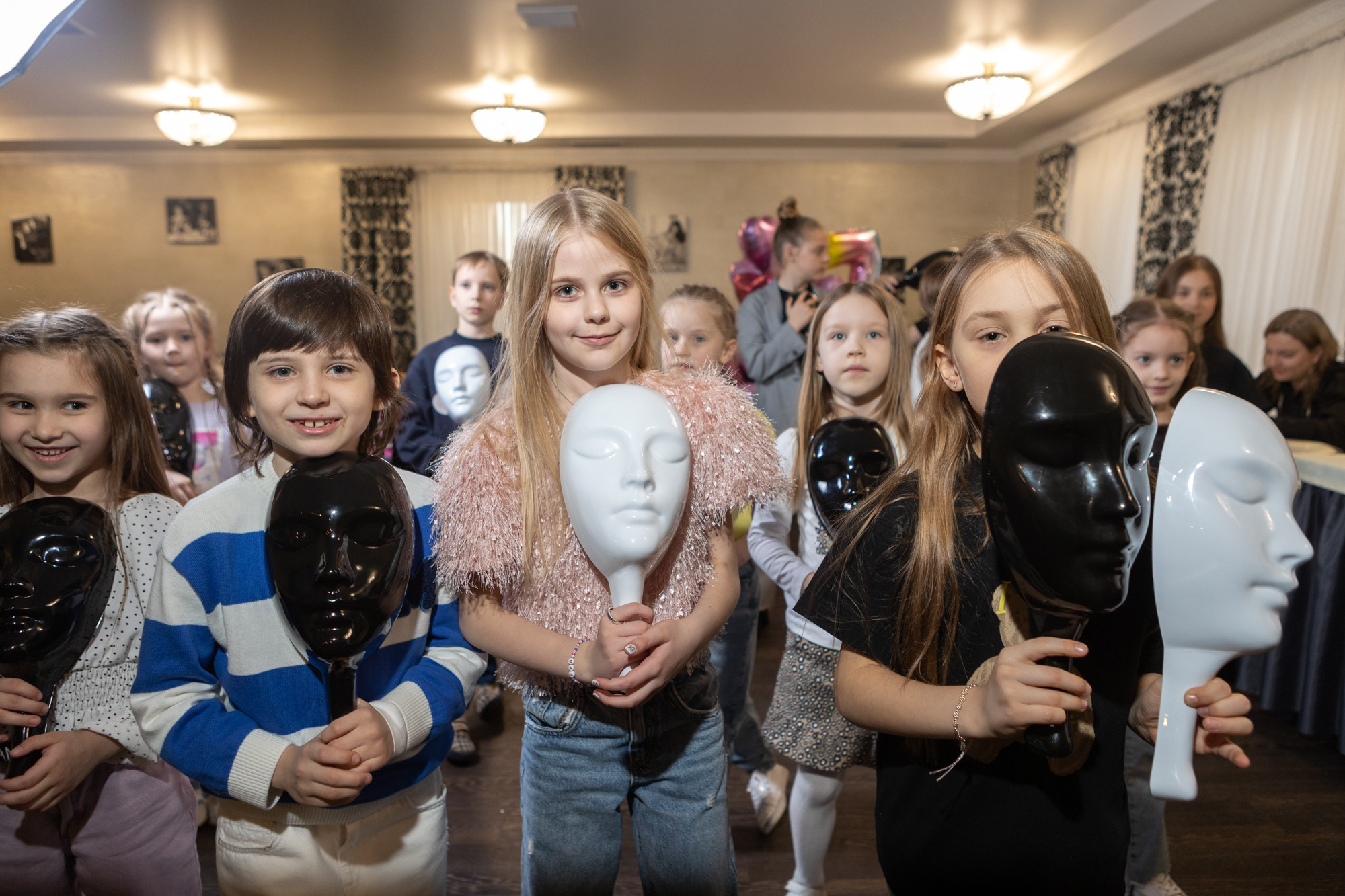 День Рождения в Incontro. Фотограф в Оренбурге. Профессиональный фотограф