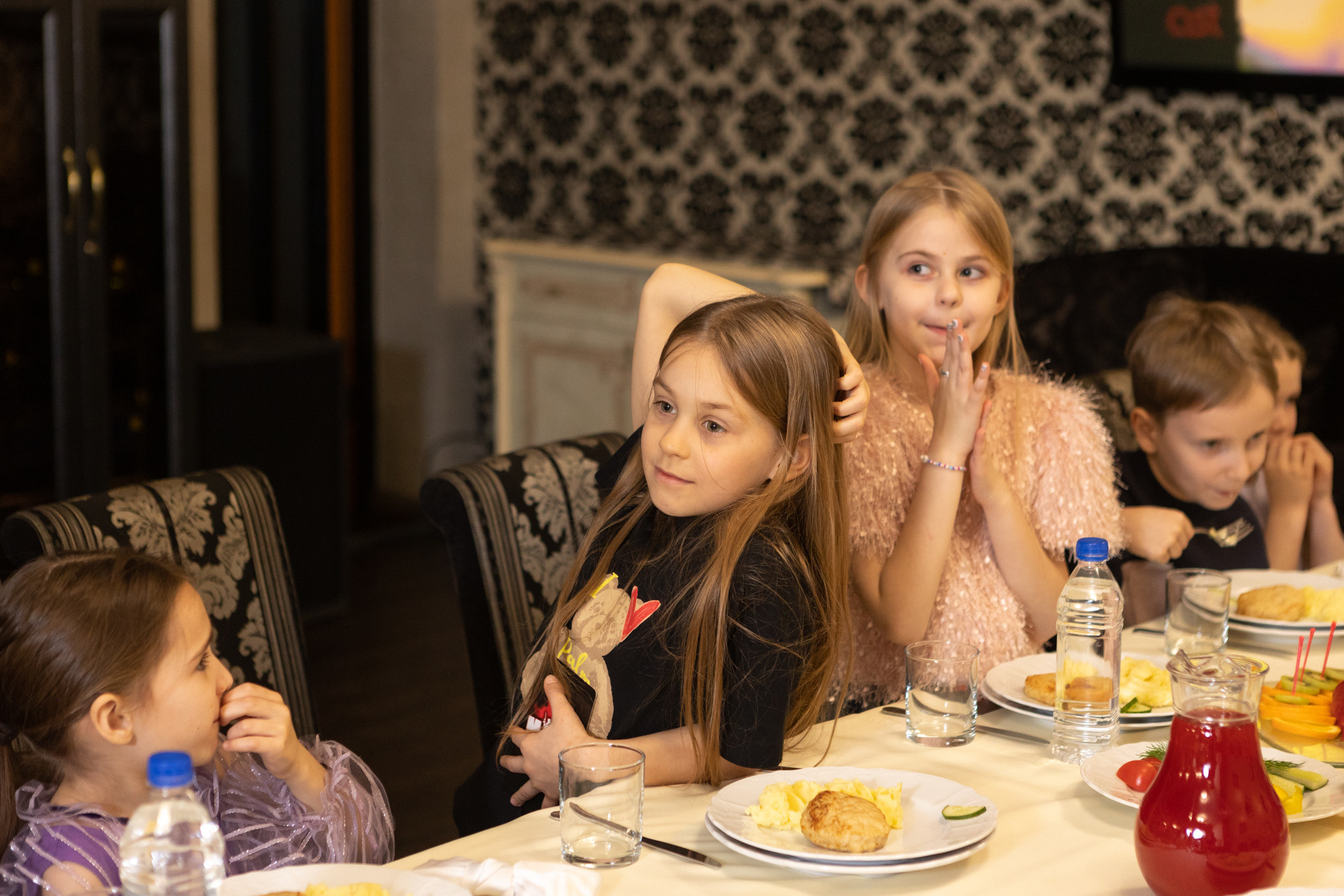 День Рождения в Incontro. Фотограф в Оренбурге. Профессиональный фотограф