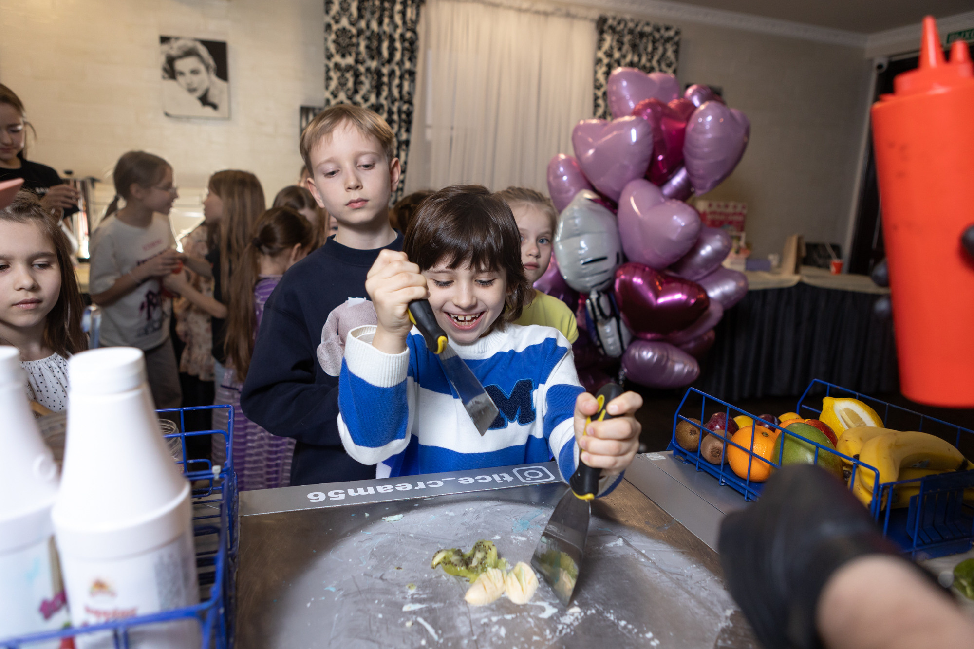 День Рождения в Incontro. Фотограф в Оренбурге. Профессиональный фотограф