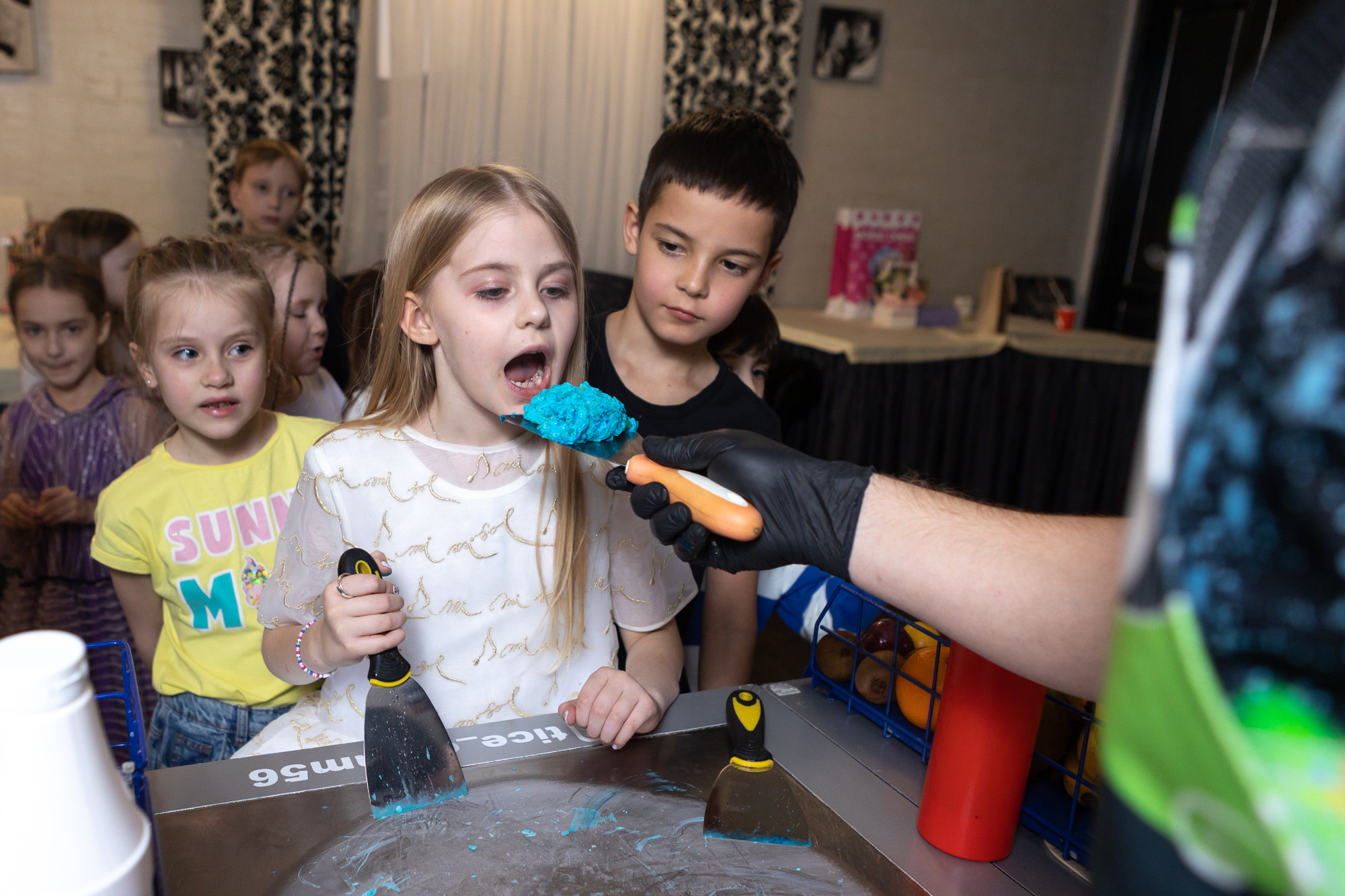 День Рождения в Incontro. Фотограф в Оренбурге. Профессиональный фотограф