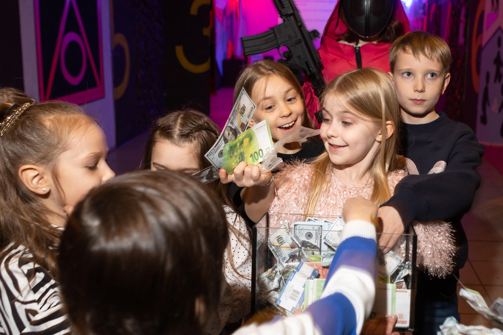 День Рождения в Incontro. Фотограф в Оренбурге. Профессиональный фотограф