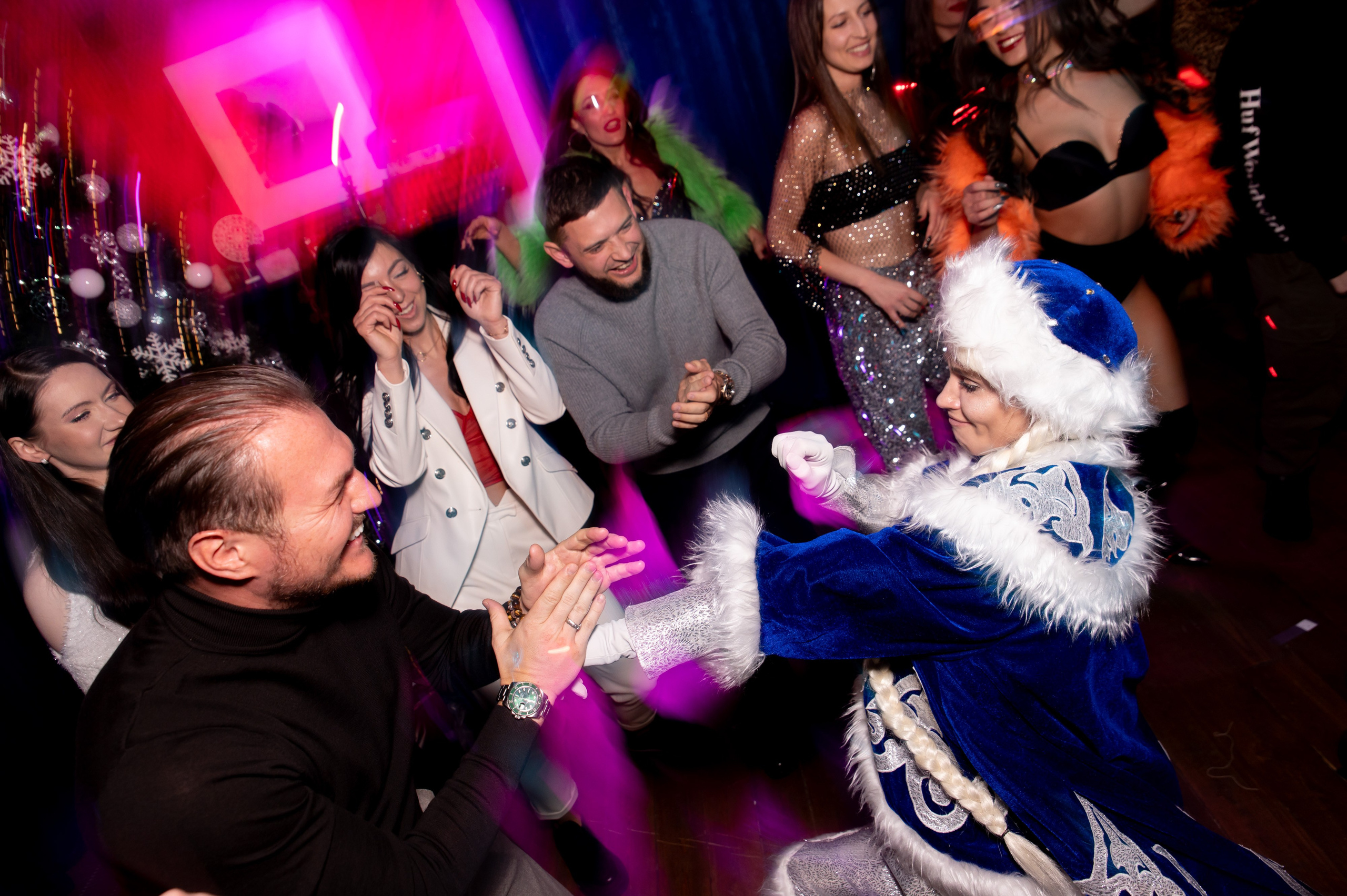 Фотосъемка Новогоднего корпоратива в Москве. Свадебный и портретный фотограф в Москве Жердев Даниил