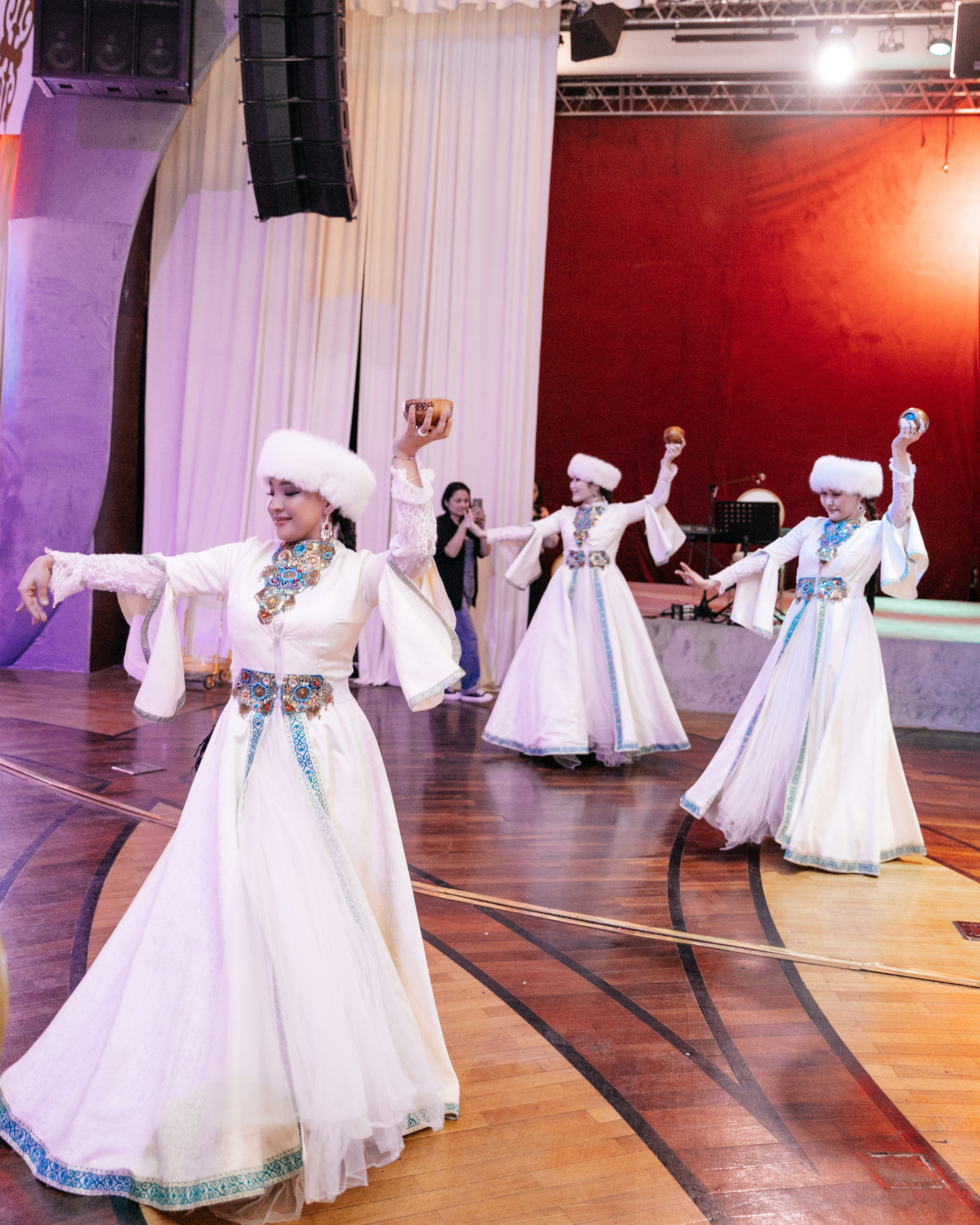 Свадебный банкет Абылайхан и Меруерт. Akkanatart.kz