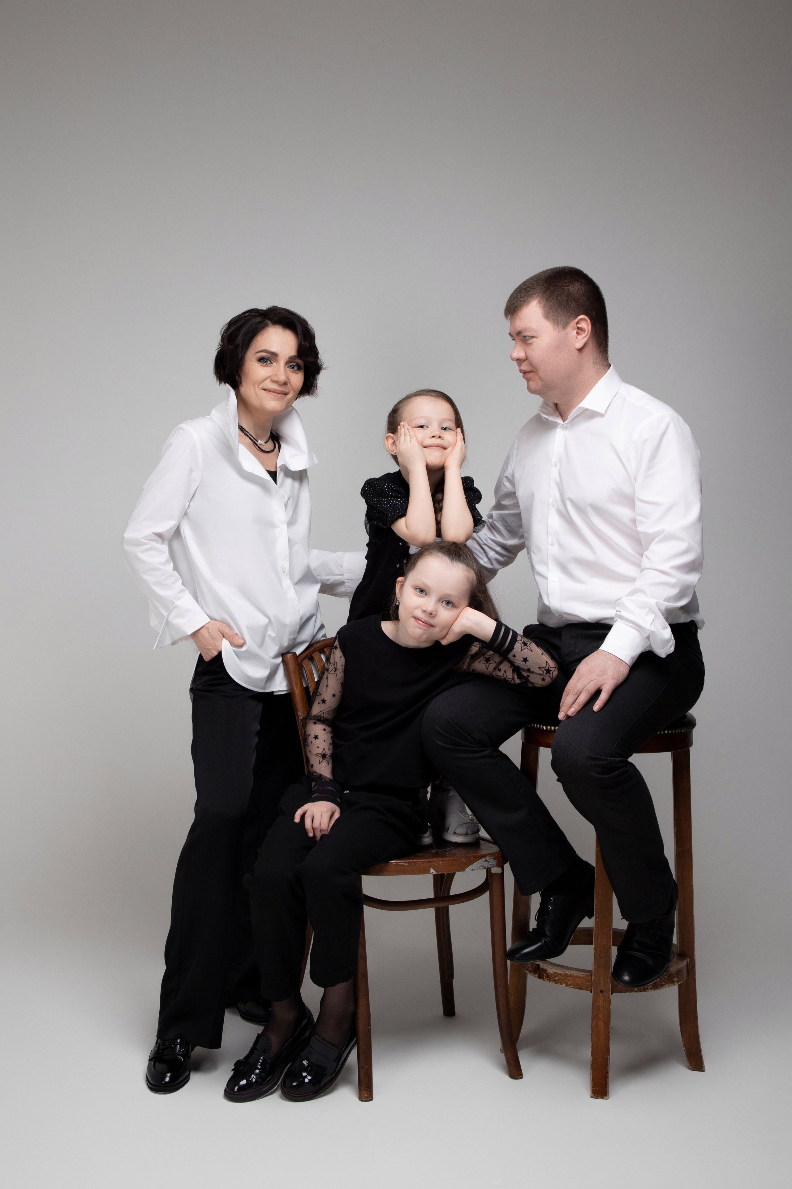 Алексей, Елена, Кристина и Арина. Фотограф Денис Лесковский (Тюмень)