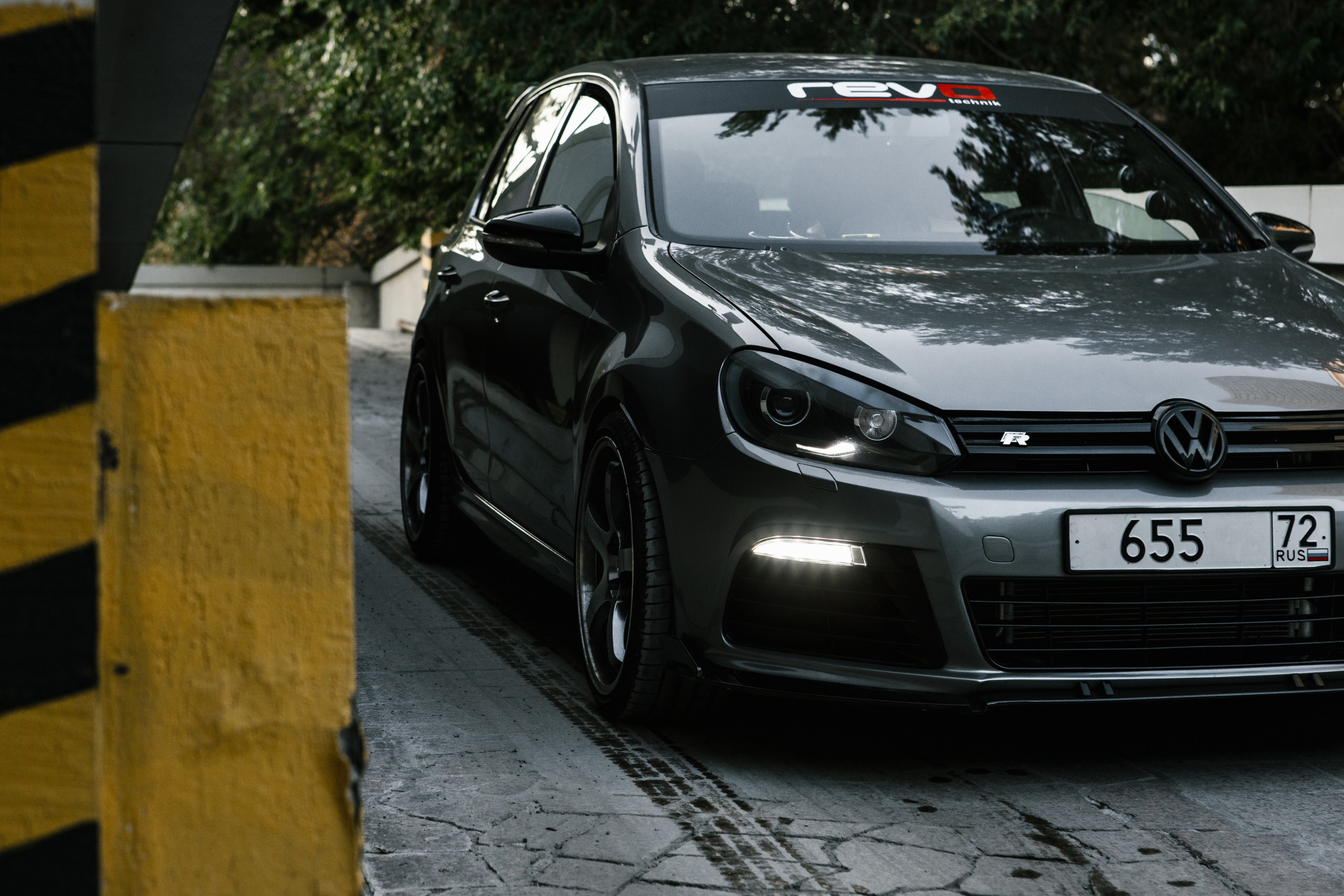 VW Golf R VI. Эстетика Sveta