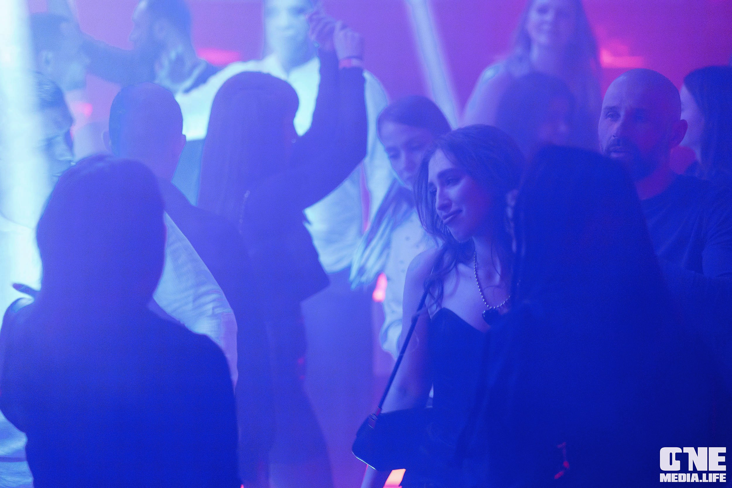 Фоторепортаж из Планеты. One Media Life: фоторепортажи, фотоотчеты с мероприятий и заведений