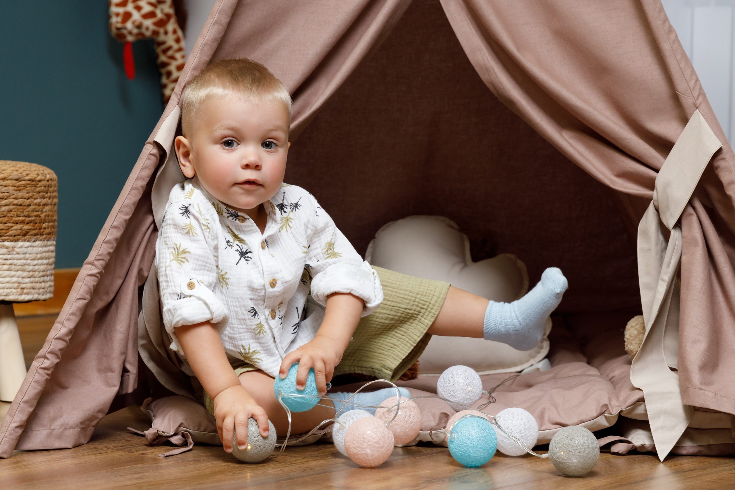 Артёмка 2 годика. Фотограф Анна Телекаева, выпускные альбомы, семейные и репортажные съемки в Омске