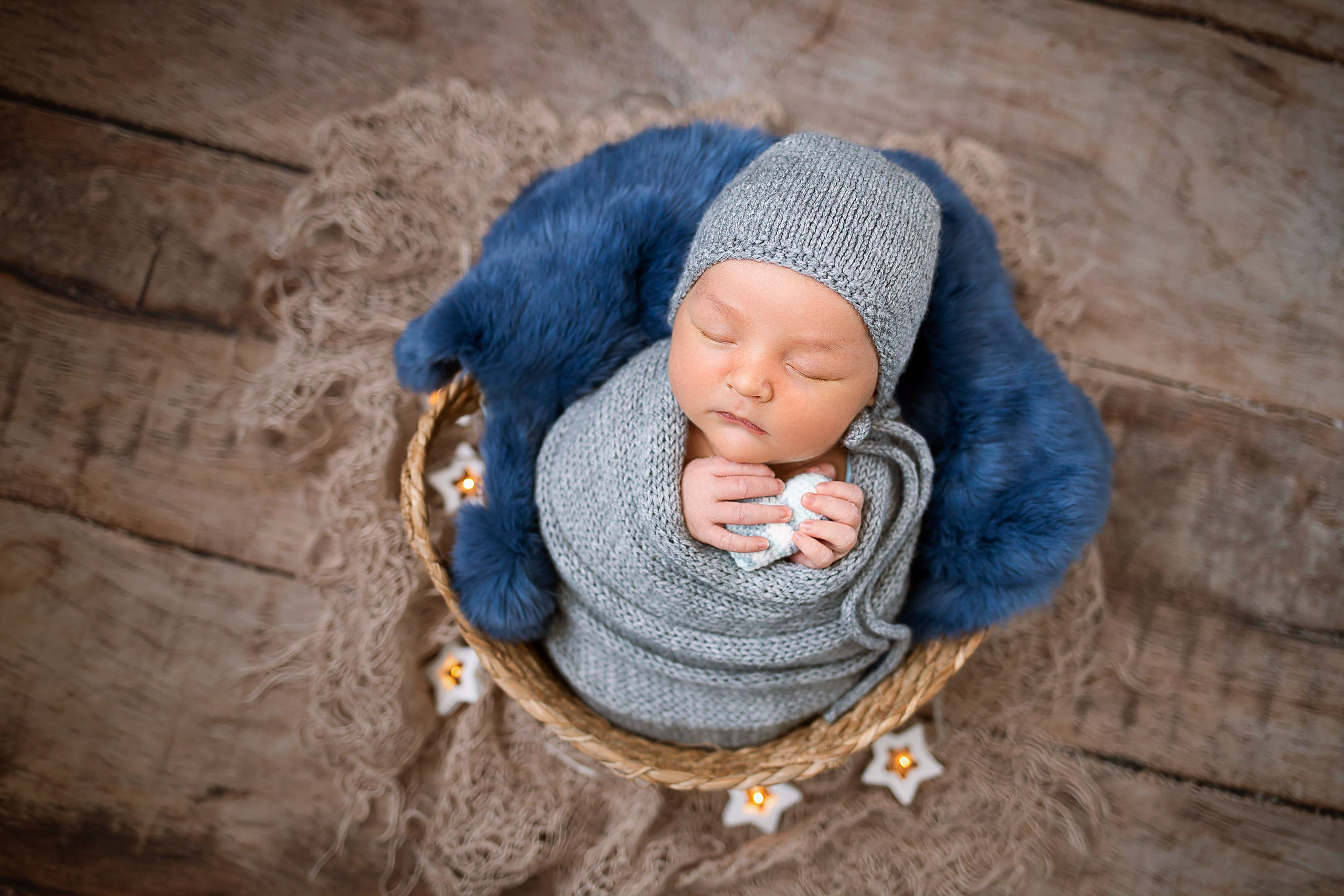 Фотосессия новорожденного. Фотограф новорожденных в Новосибирске