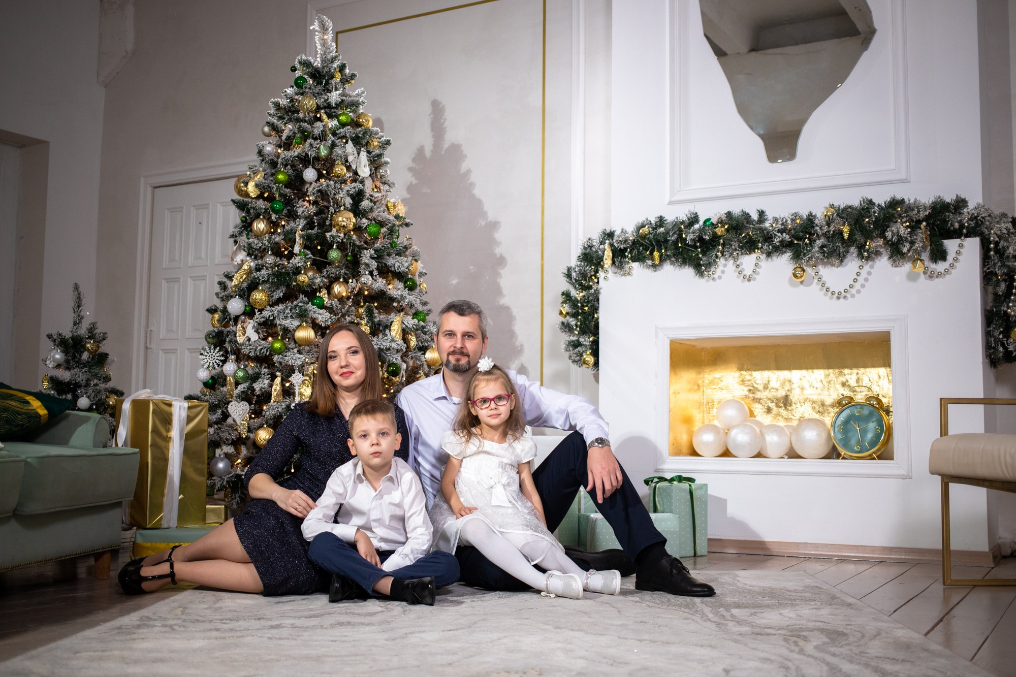 Семейная съёмка Новый Год. Репортажный, промышленный и маркетплейс-фотограф Дмитрий Чернат