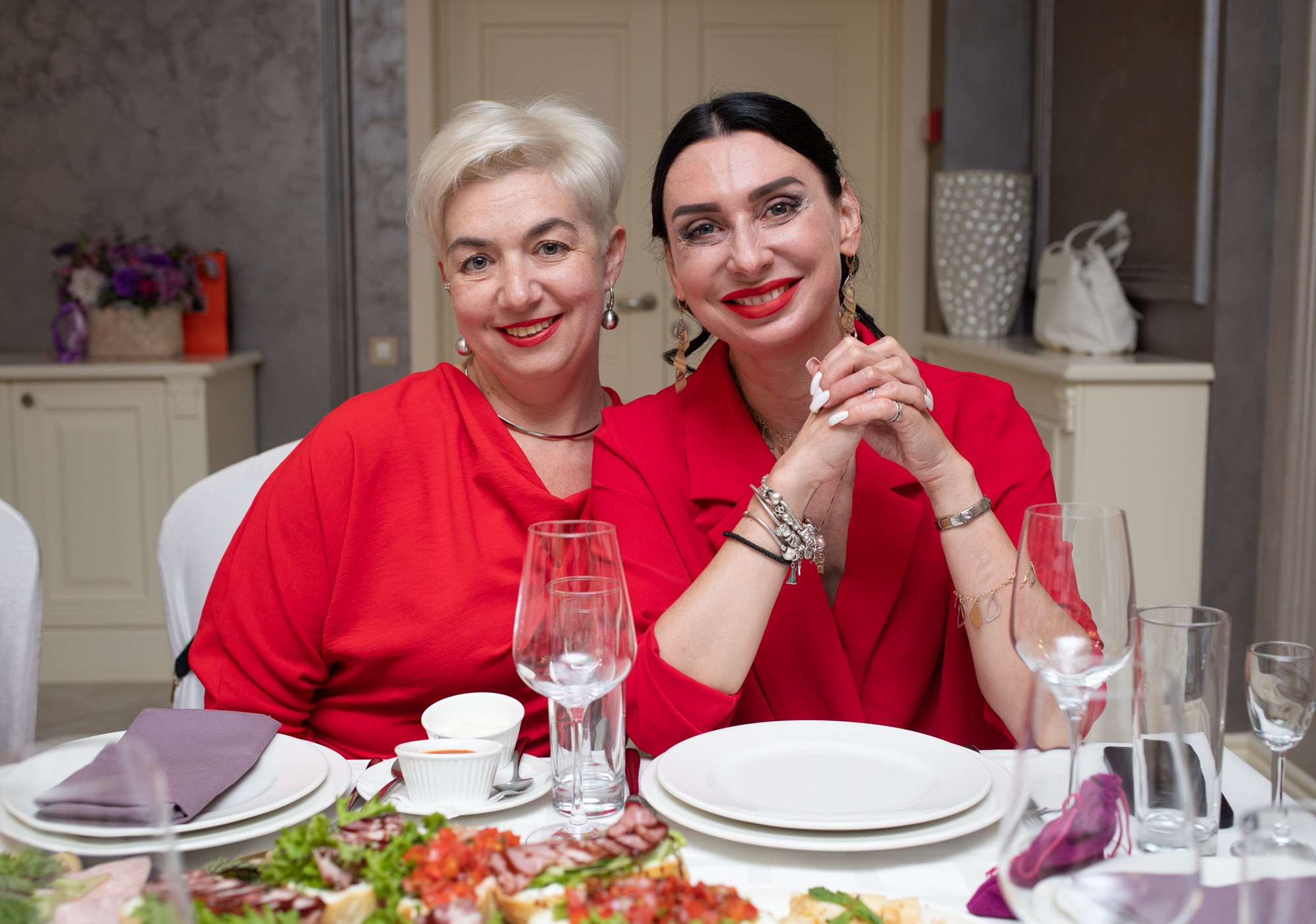 Выпускной 9-й класс. Репортажный, промышленный и маркетплейс-фотограф Дмитрий Чернат