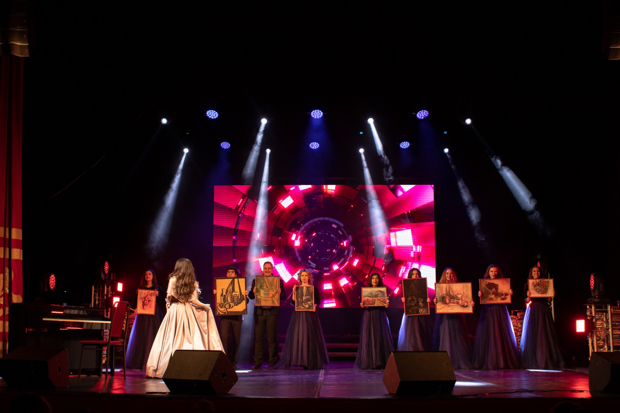 Конкурс красоты Мисс КубГУ 2021. Репортажный, промышленный и маркетплейс-фотограф Дмитрий Чернат