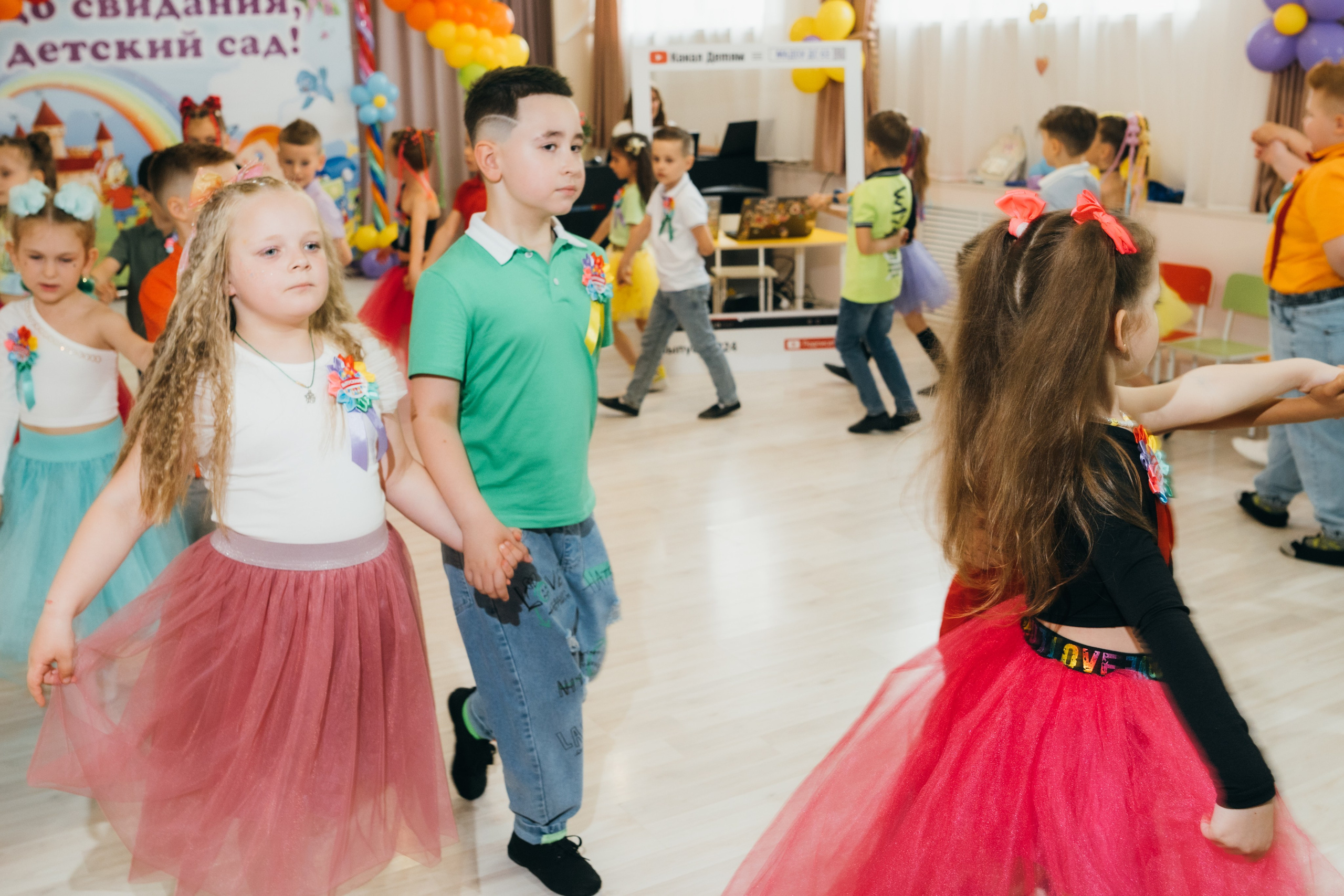 Выпускной в детском саду. Профессиональный фотограф Геленджик, Новоросийск Виктория Цейс