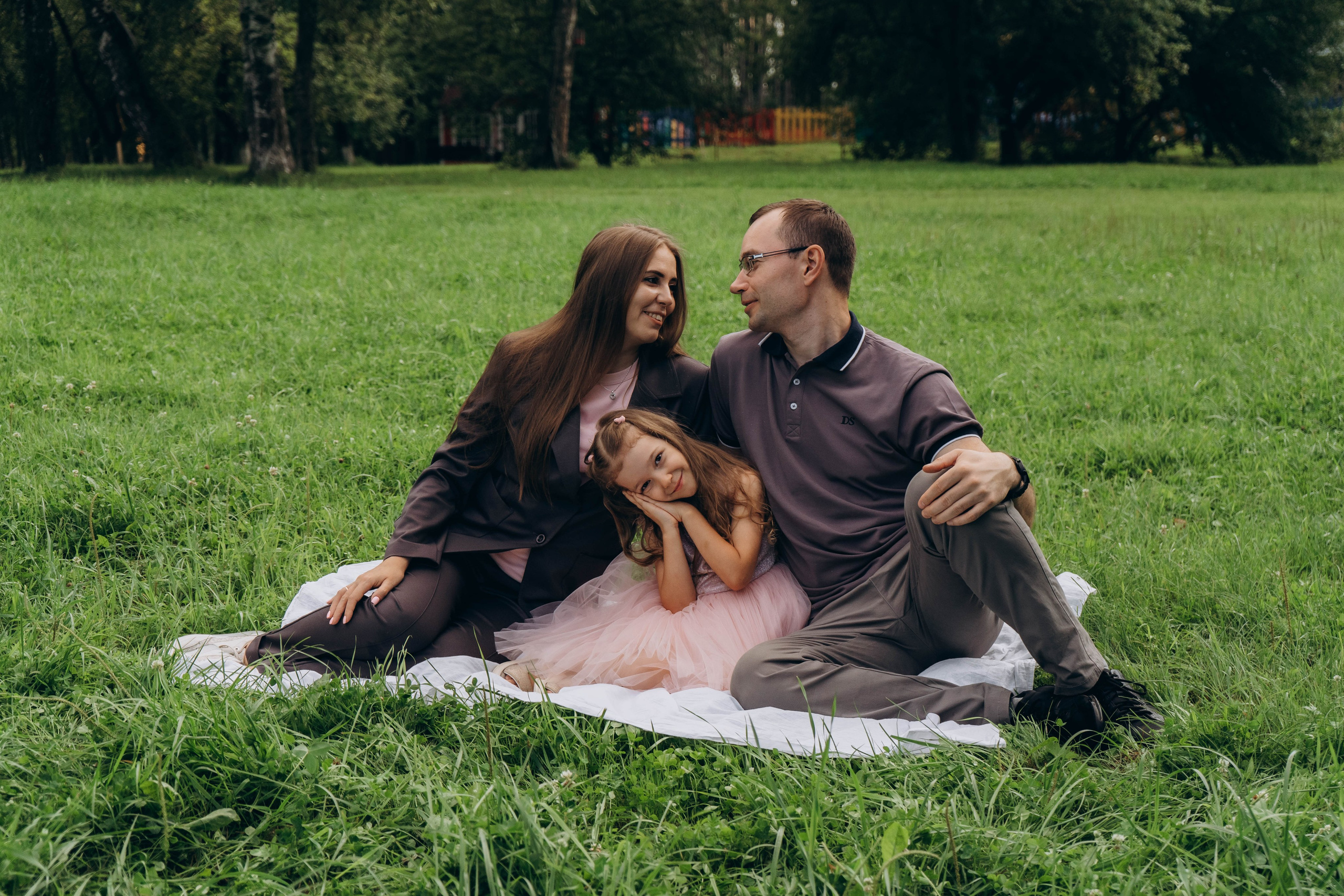 Оля, Костя и Алиса