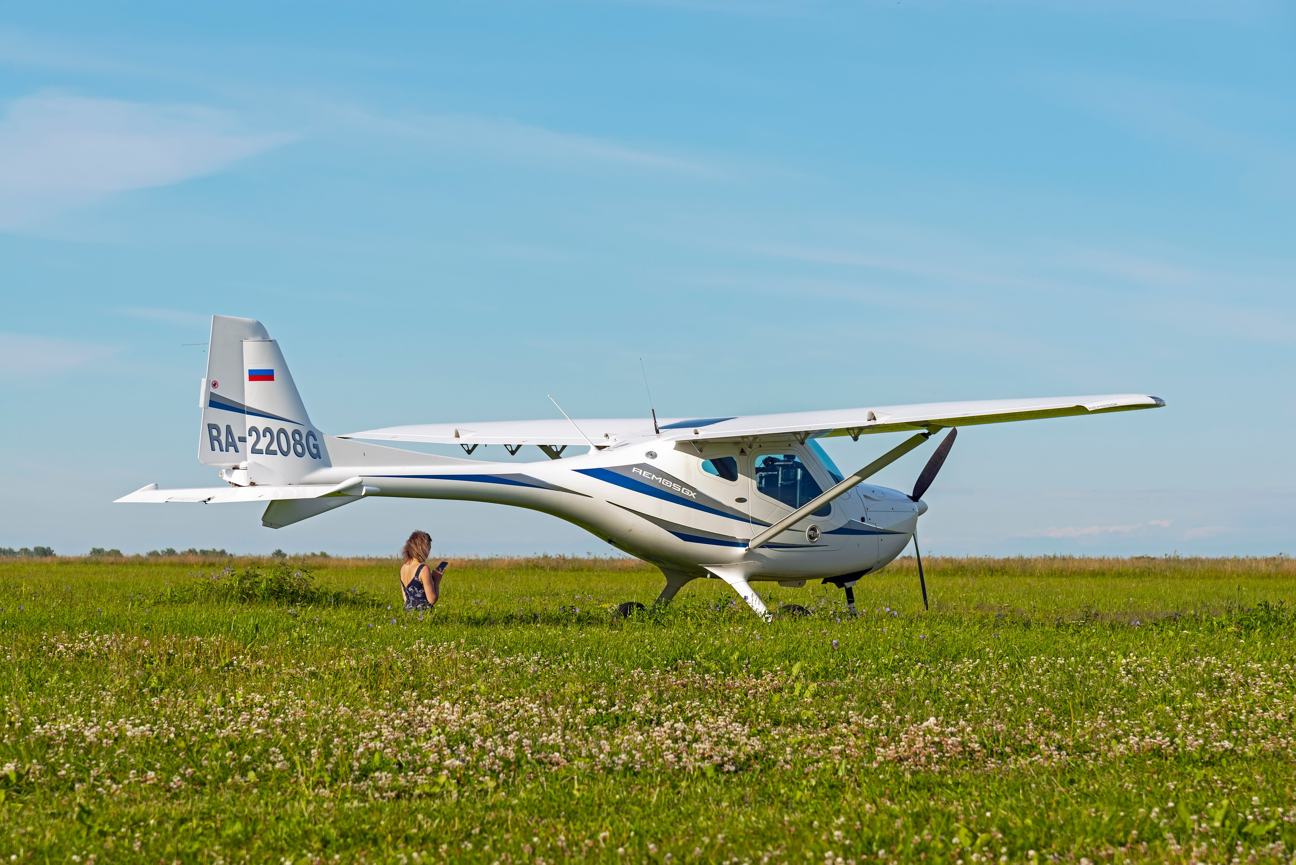 Авиация: самолеты, вертолеты, небесные зарисовки. От прошлого к будущему авиации через фотографию