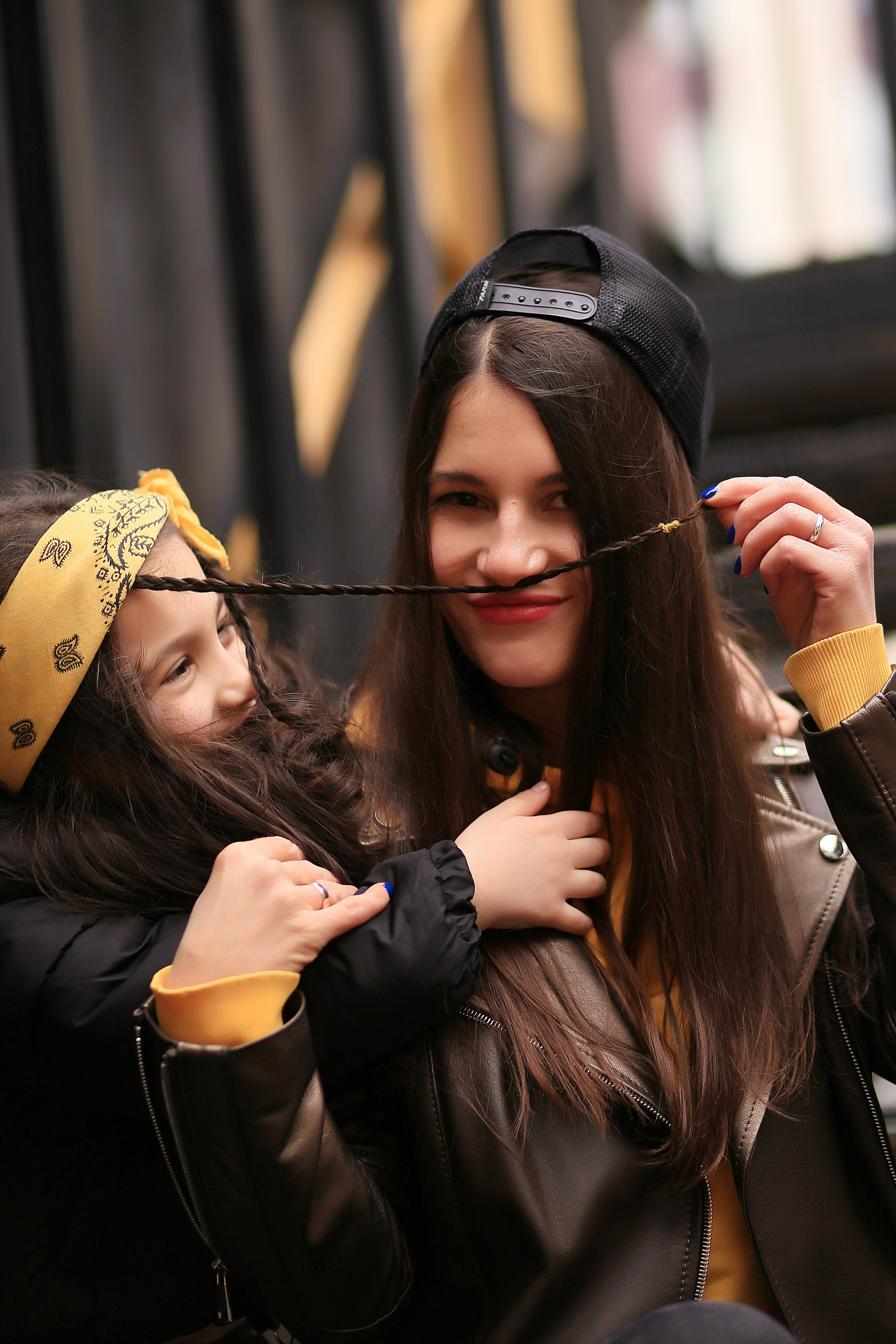 Яна и Лера — крутые девчонки. Фотограф Москва Лара Чайка