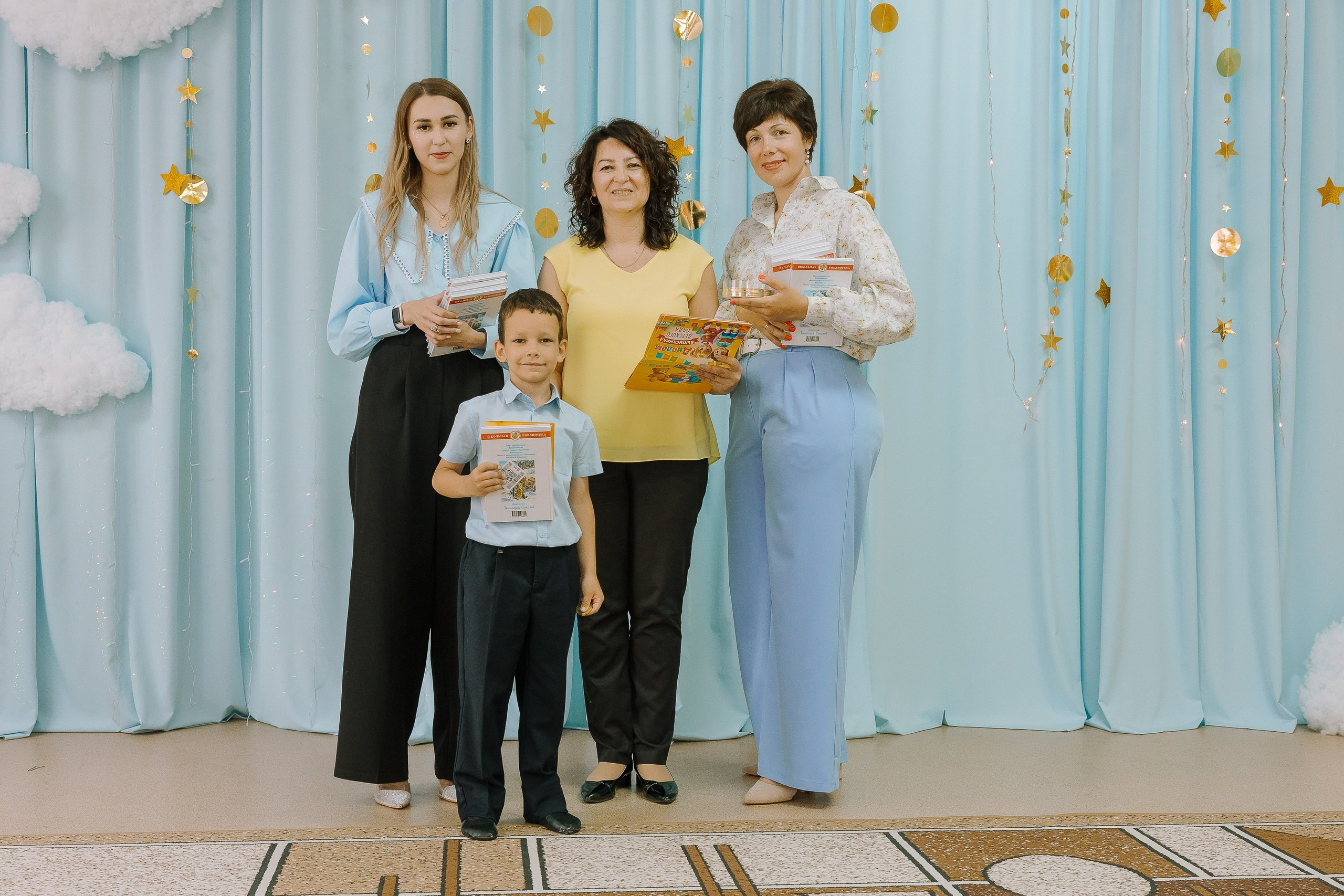 Выпускной в ДС -29. Выпускные альбомы Натальи Бутко: Новороссийск, Анапа, Геленджик