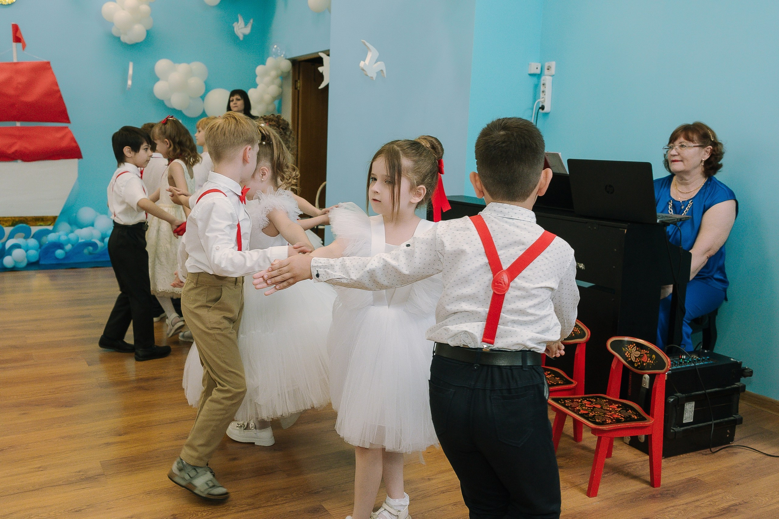 Выпускной 10 ДС. Выпускные альбомы Натальи Бутко: Новороссийск, Анапа, Геленджик