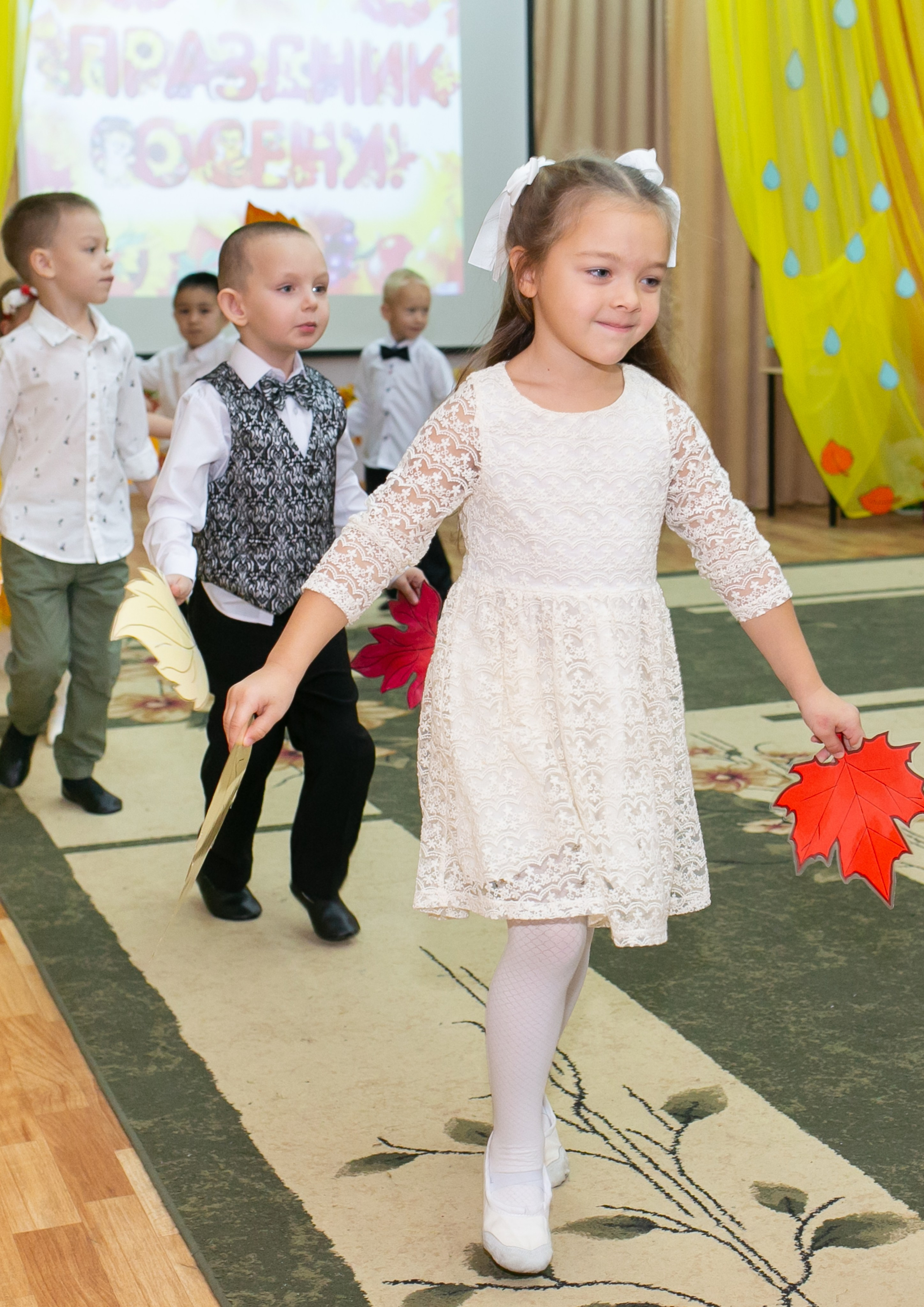 Выпускные и Утренники. Фотограф новорожденных и семейный фотограф НСО г. Бердск Марина Львова