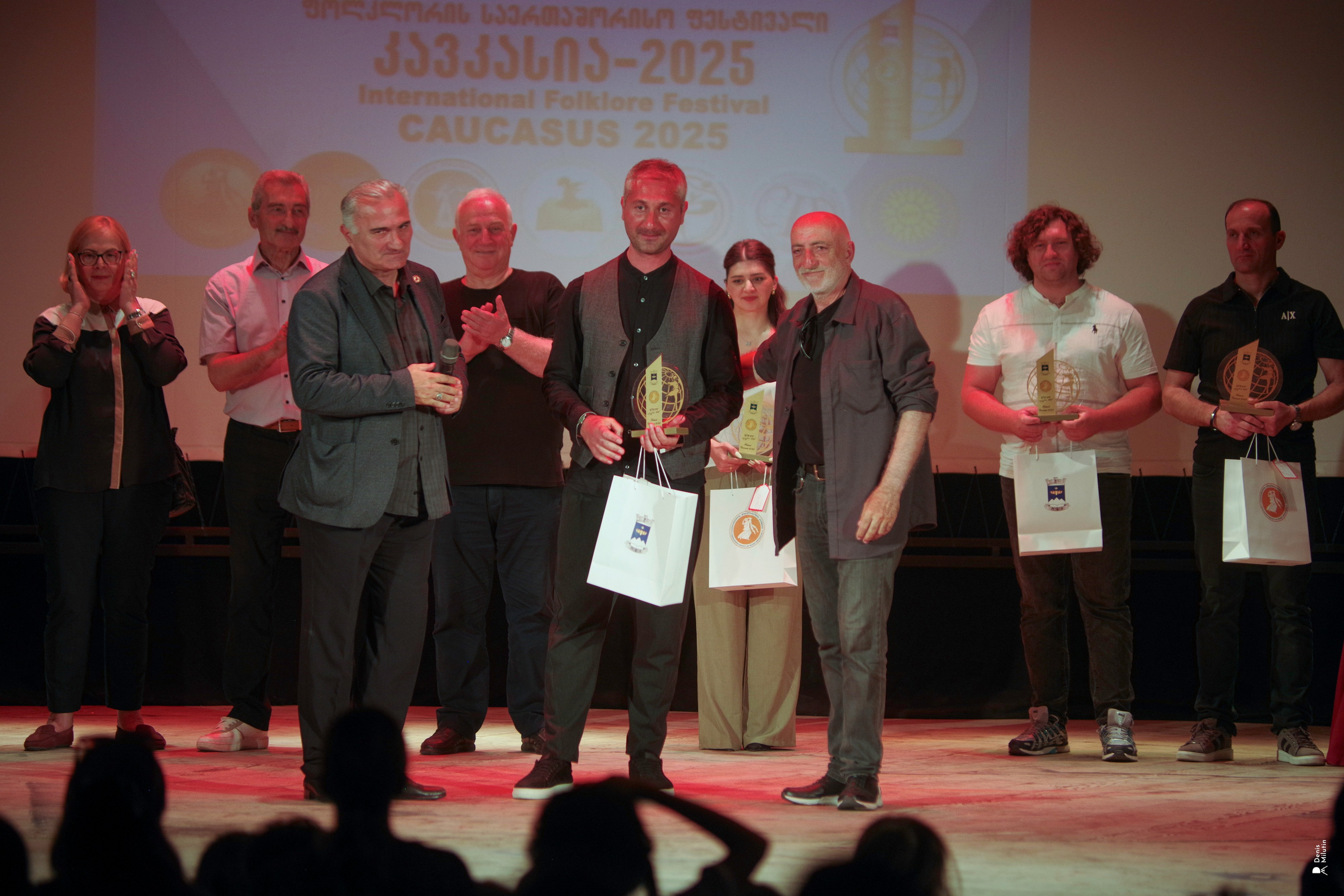 Танцы в прекрасном Они. Портретный фотограф Денис Милютин