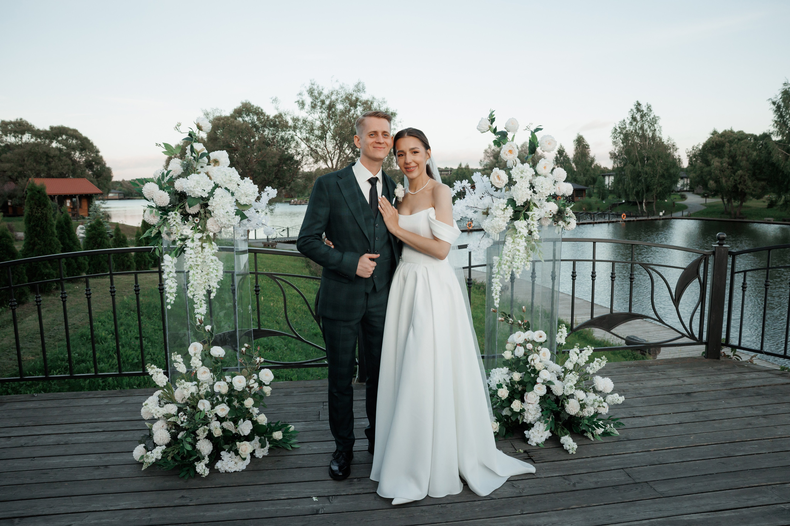 Регистрация в отеле Fish Point, ЗАГС Бутово, прогулка в Остафьево. Свадебный и репортажный фотограф (Москва, Королев и другие)