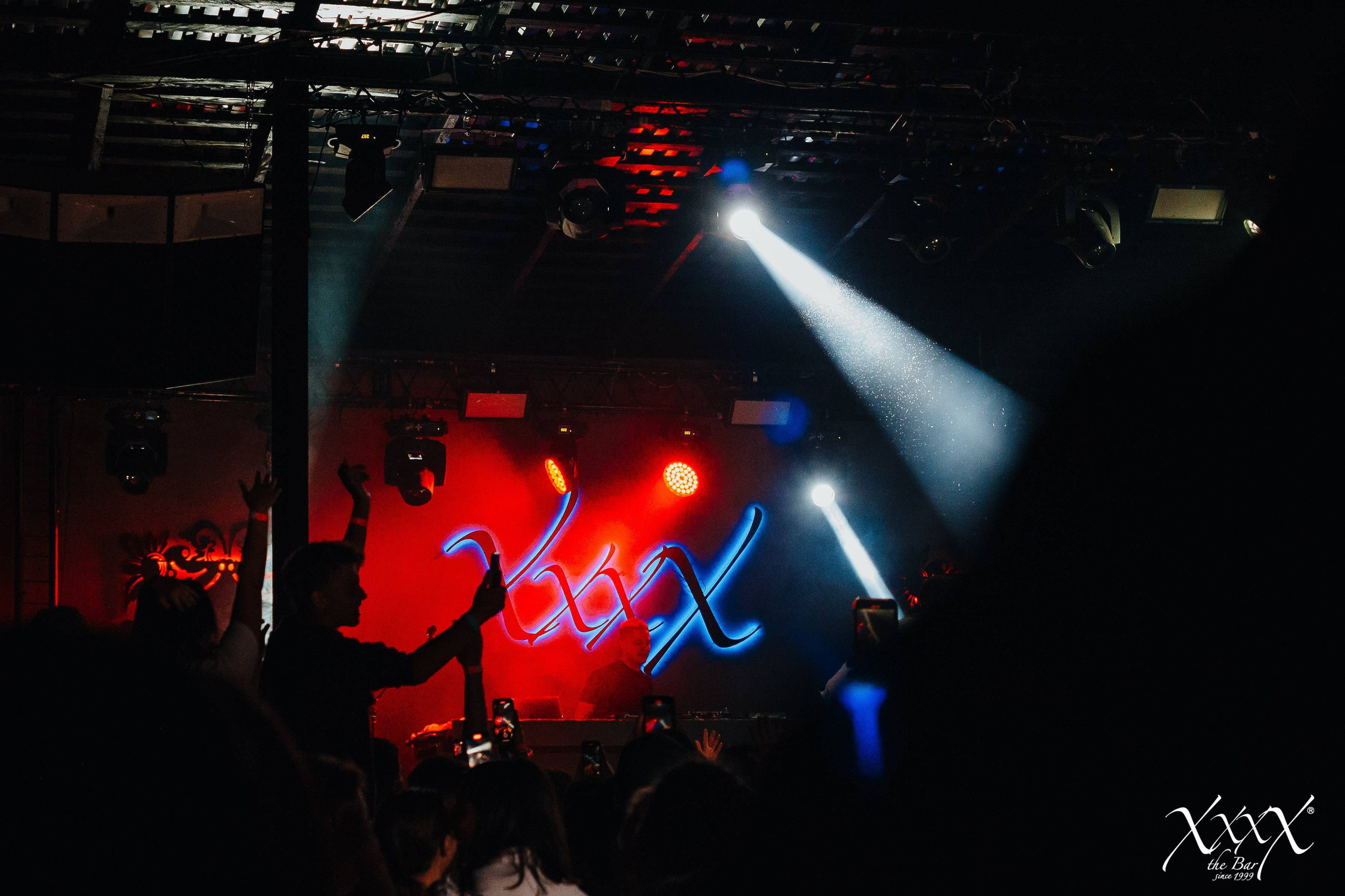 The bar XXXX. Репортажный (Event) фотограф в Барнауле | Даниил Маркин | Качество и вайб